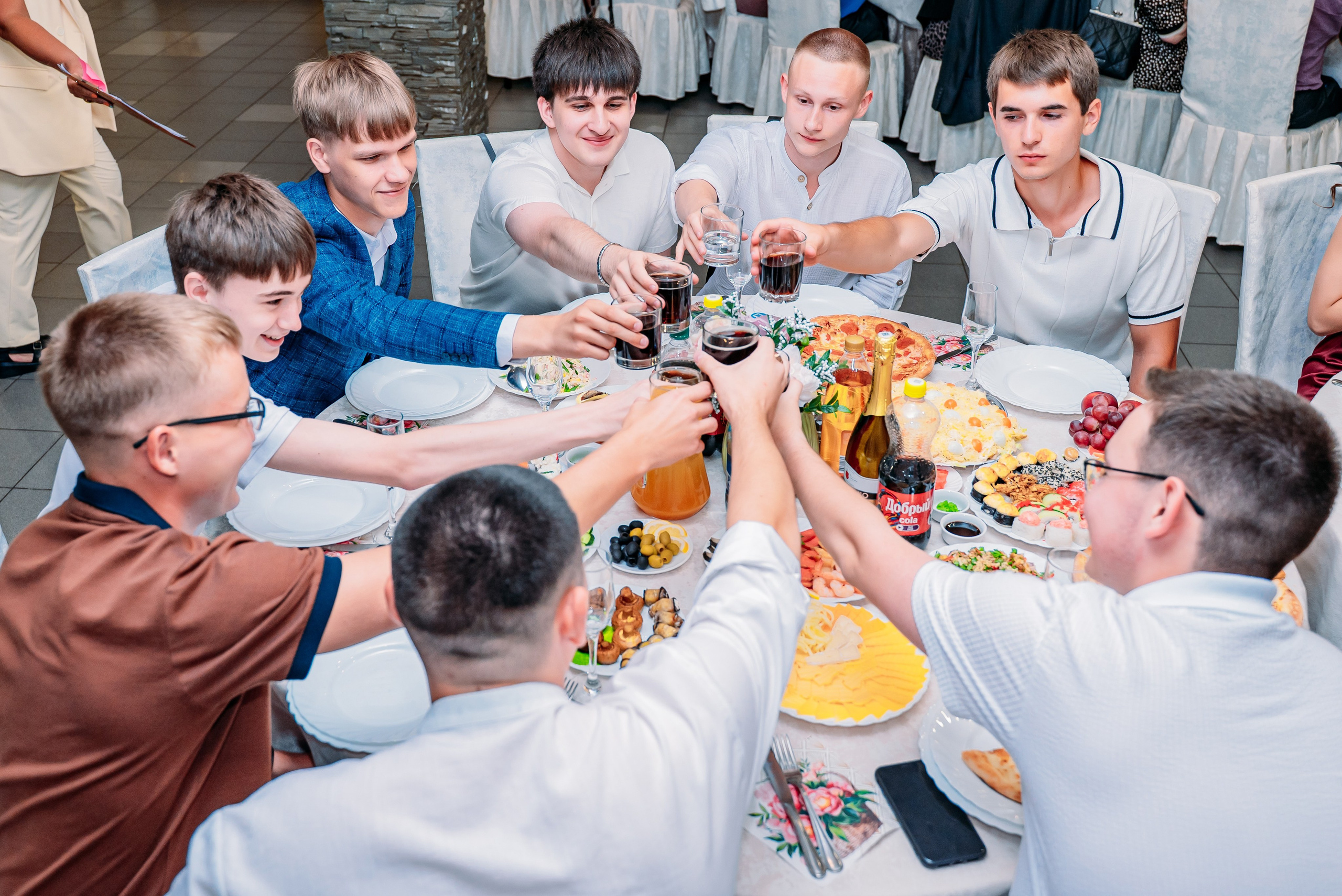 Выпускной 2026 школа14. Фотограф Алёна Царькова. Киселевск