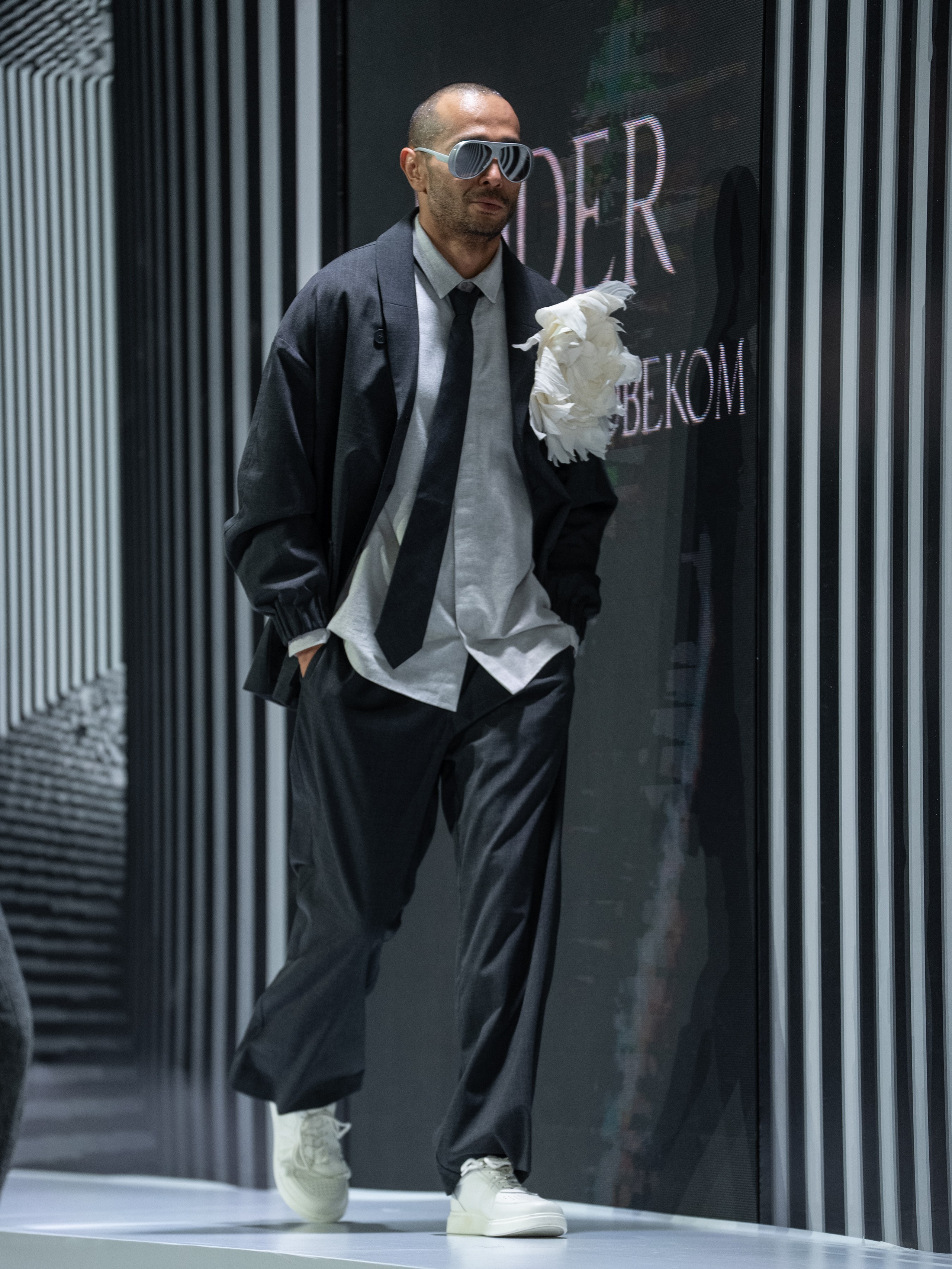 EDDER (Светлана и Геннадий Ткачевы, Россия). Сайт Алматинского НЮ АРТ, будуар и фэшн фотографа Дениса Карпенко