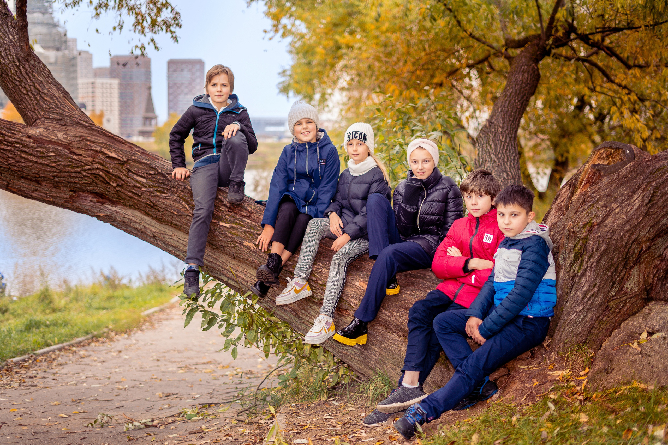 ШКОЛЬНАЯ СЪЕМКА (БЕЗ АЛЬБОМА). Школьная фотостудия «Like Moment» в Строгино