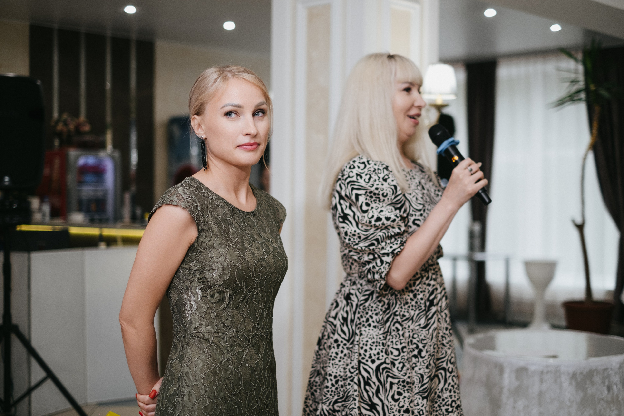 Выпускной 11 класс школы № 30. Свадебный и репортажной фотограф Денис Ожигин в Краснодаре и Краснодарском крае