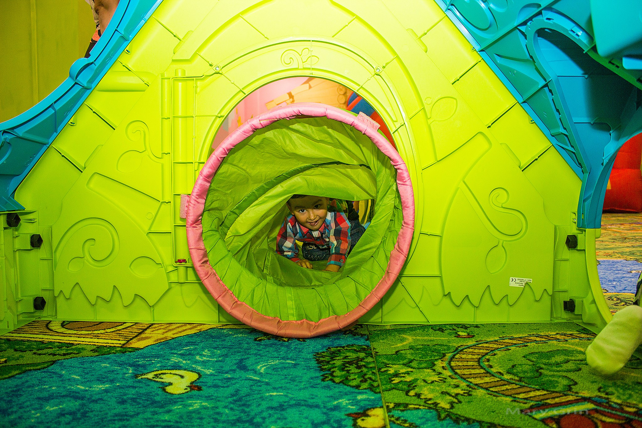 День рождения в стиле свинки Пеппа в Изумрудном городе. Детский и семейный фотограф, фотограф мероприятий Нижний Новгород