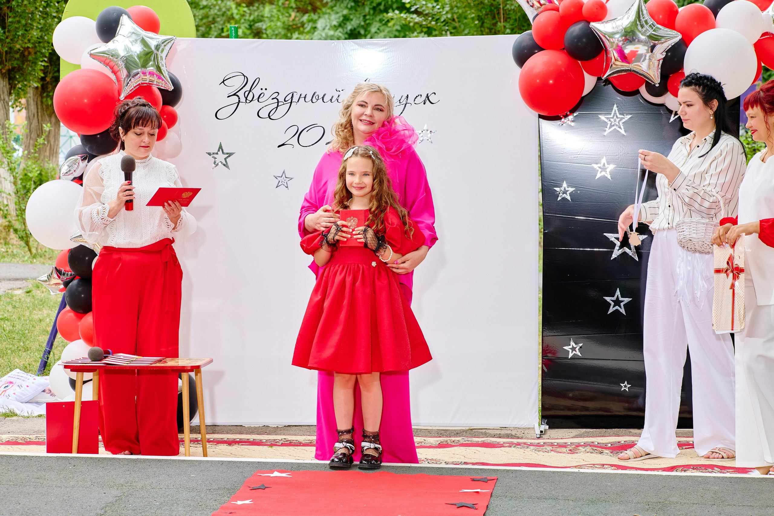 Выпускной 45 сад. Фотограф Выпускные альбомы Таганрог Сергей Коробченко