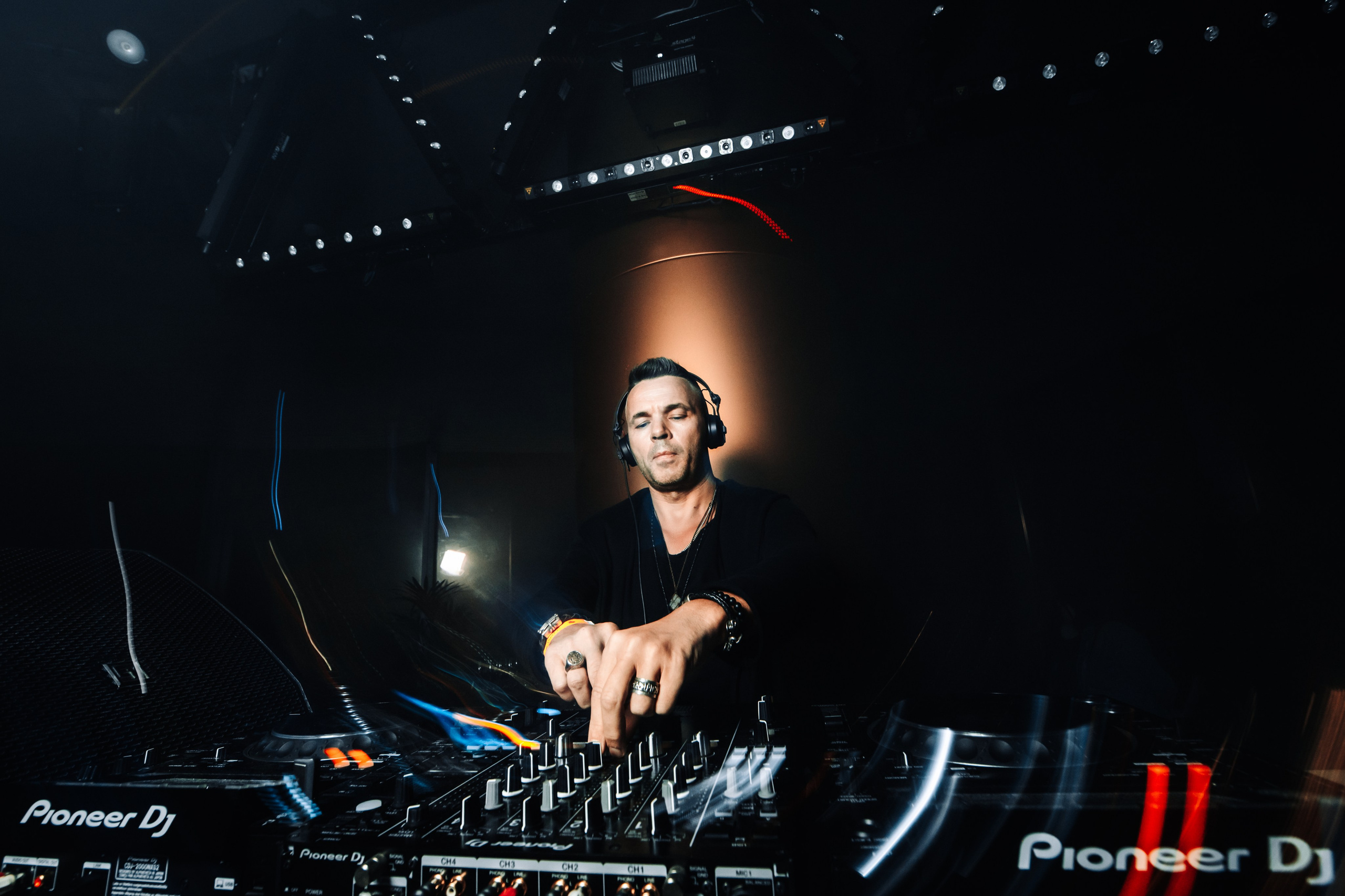 Вечеринка Headliners в клубе Myth Moscow. Фотограф Москва