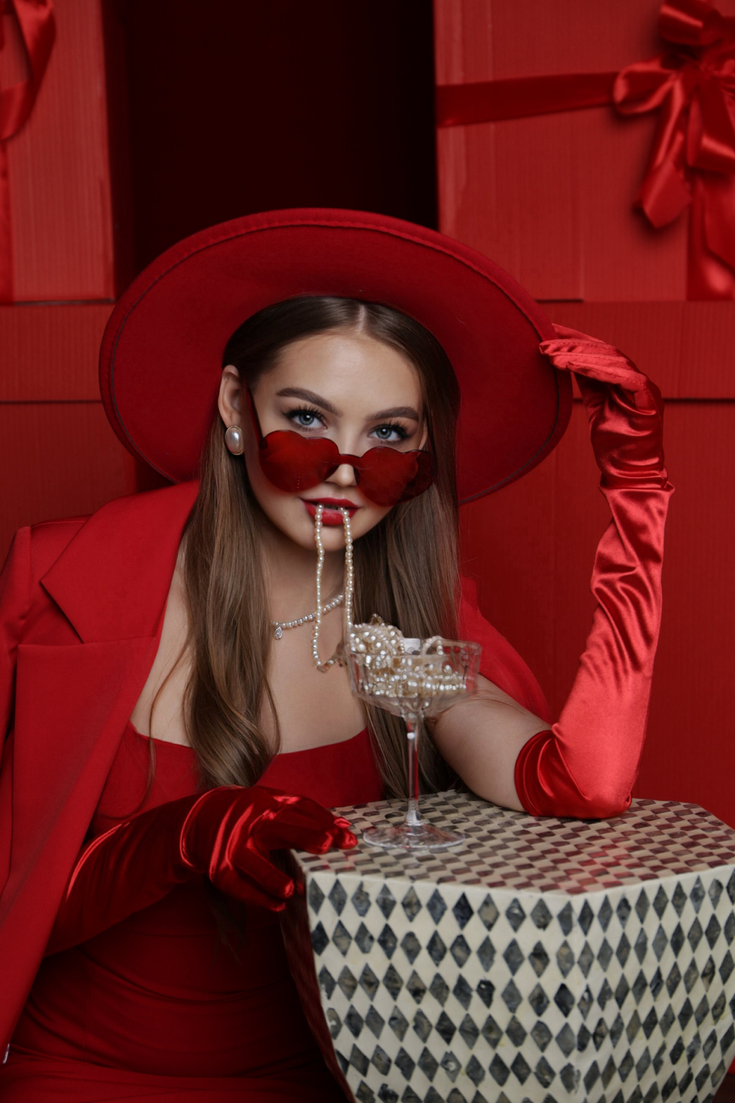 Dark Red. Студийные, прогулочные съемки. Москва