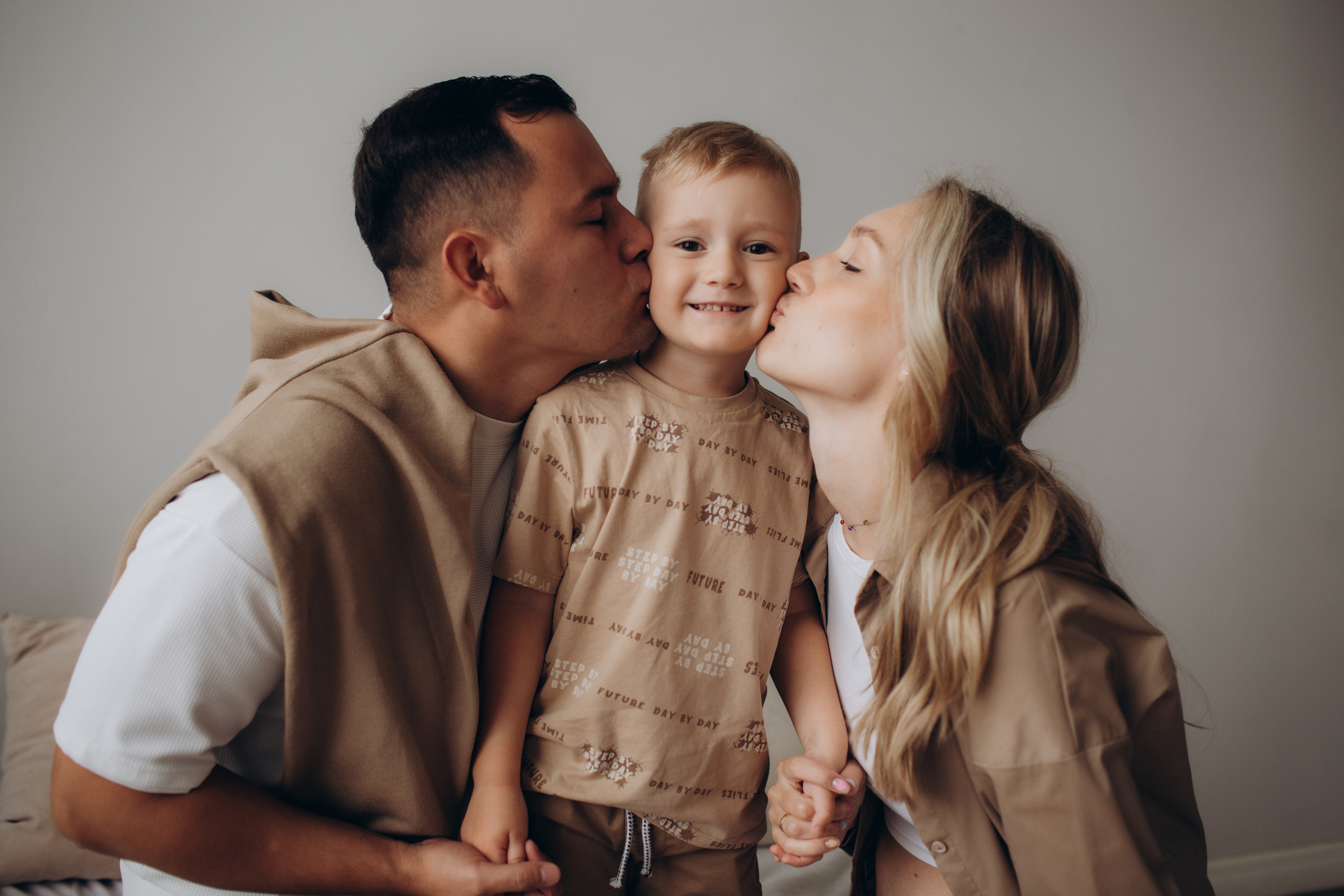 Семья Игизбаевых. Семейный фотограф в Челябинске Ксения Зубкова