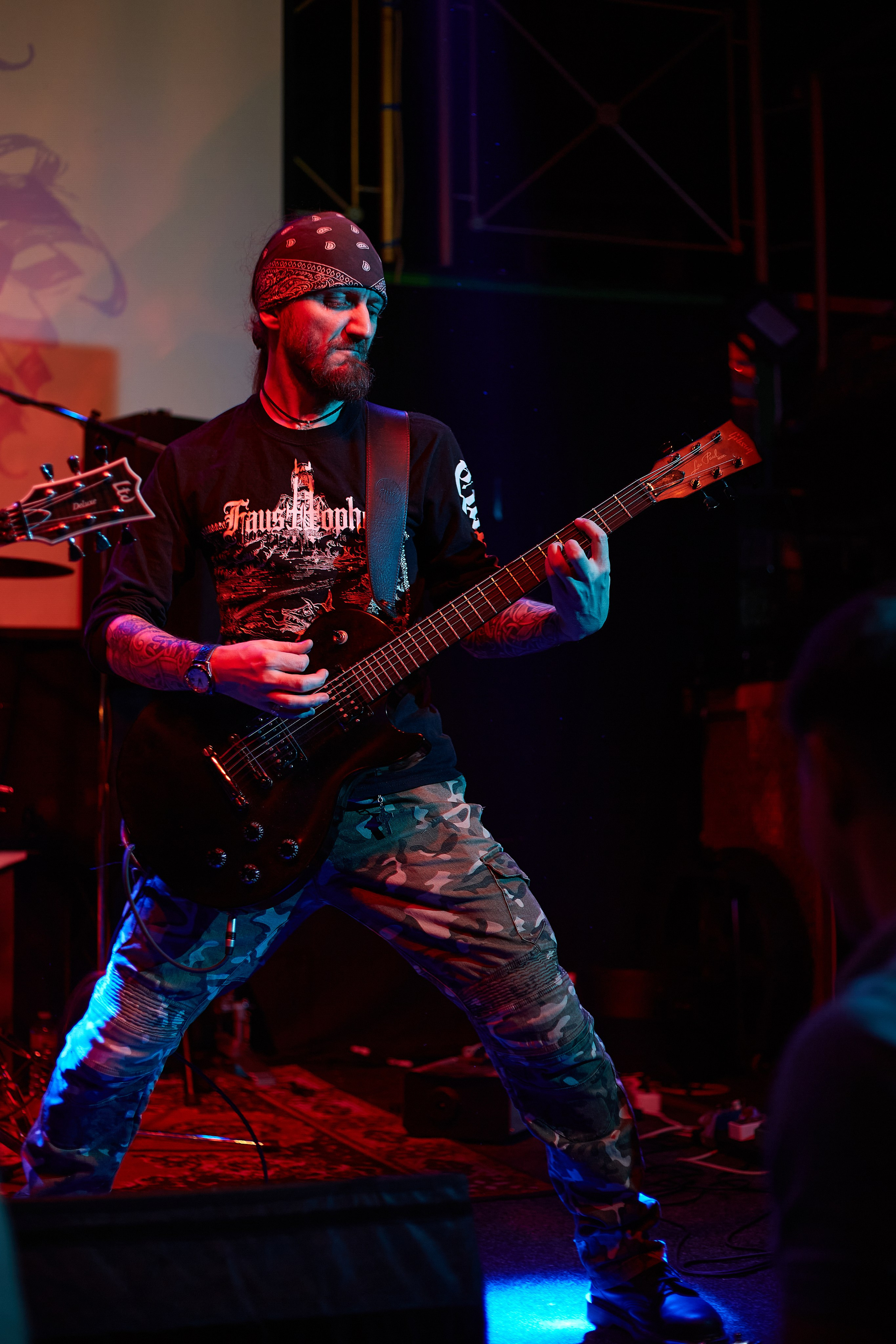 2023-11-03. Abysslooker