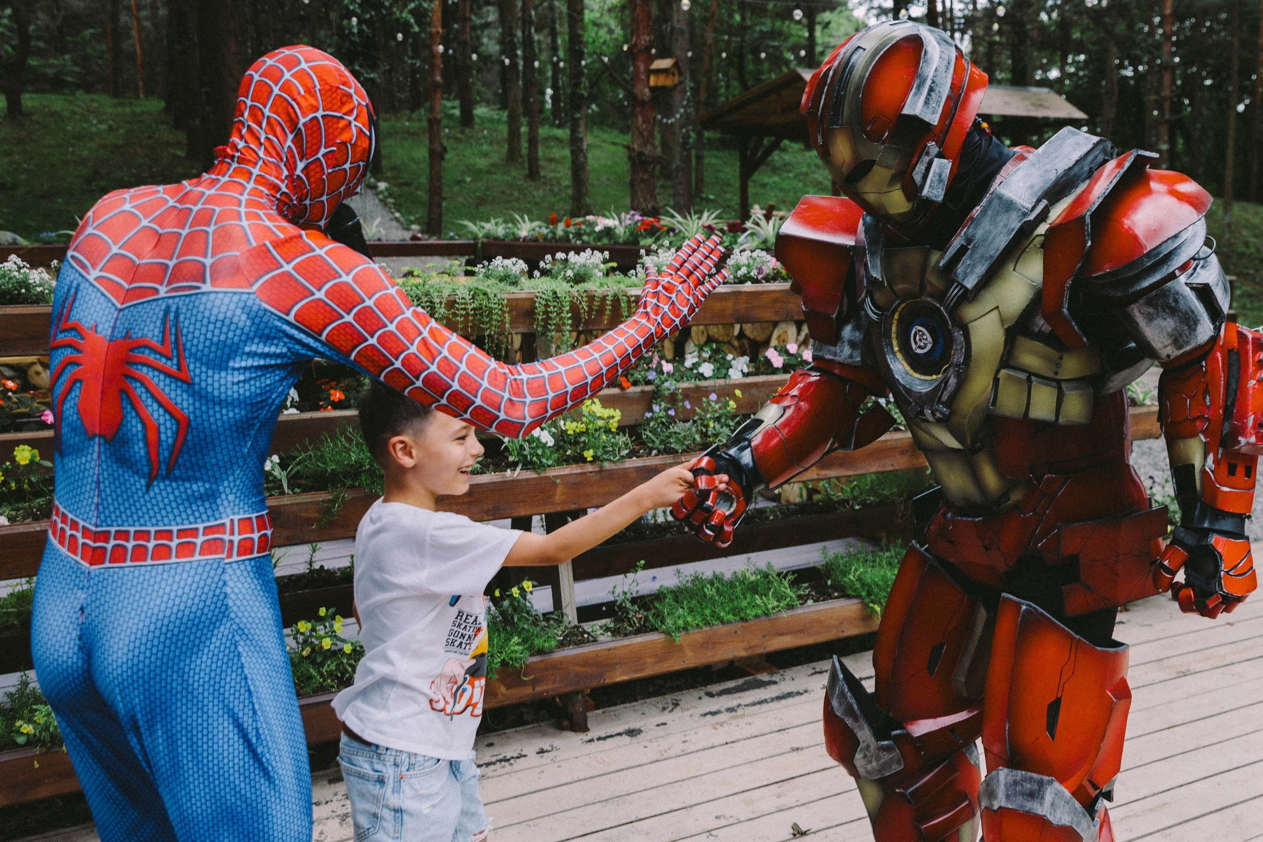 Фотограф на день рождения — ресторан Форест. Свадебный фотограф в Абхазии, Сухум, Гагра, Сочи
