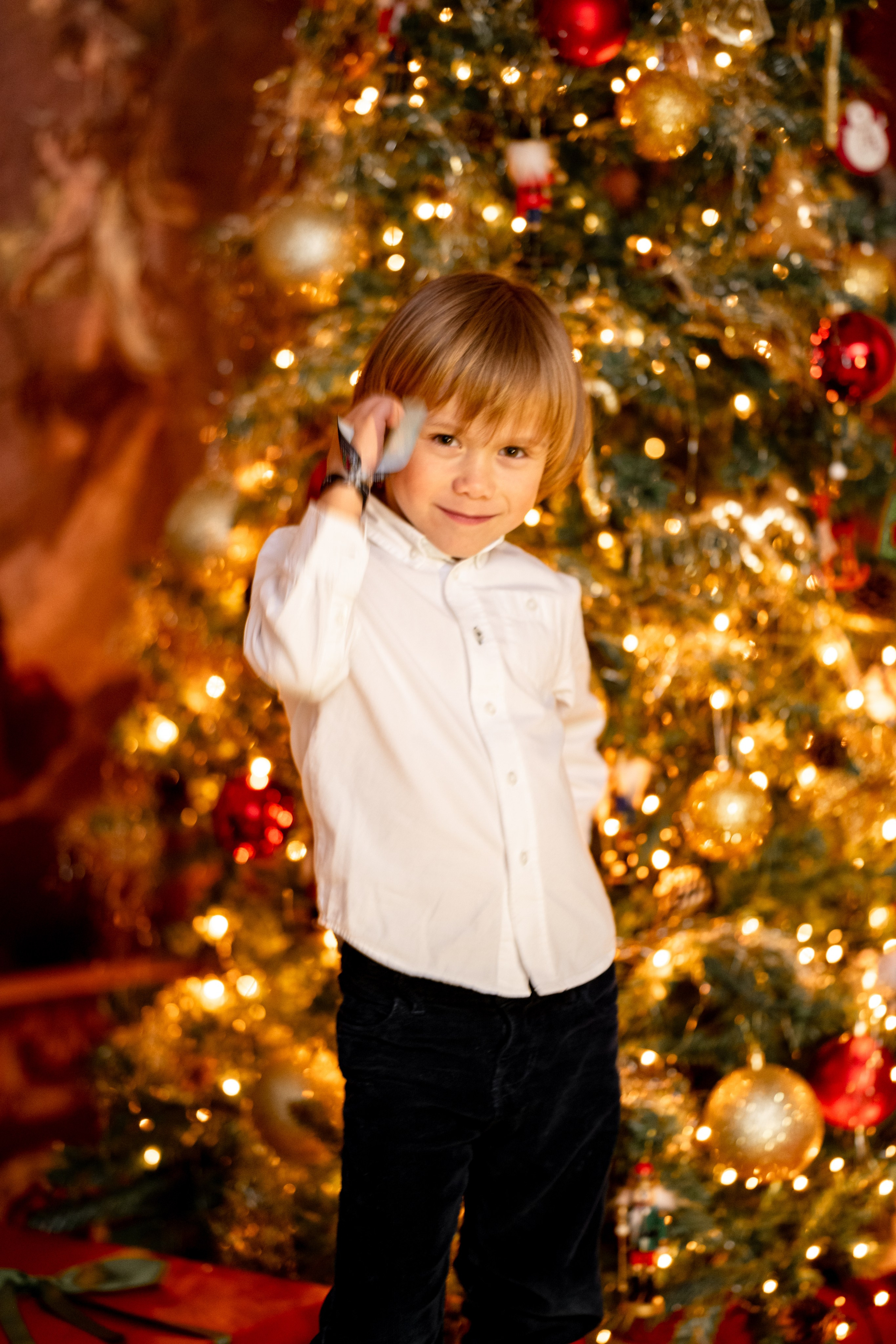 CHRISTMAS FOR VIKTOR AND ALEKSANDR. Anastasiia Antoniuk portrait, family and couple photographer, Portugal
