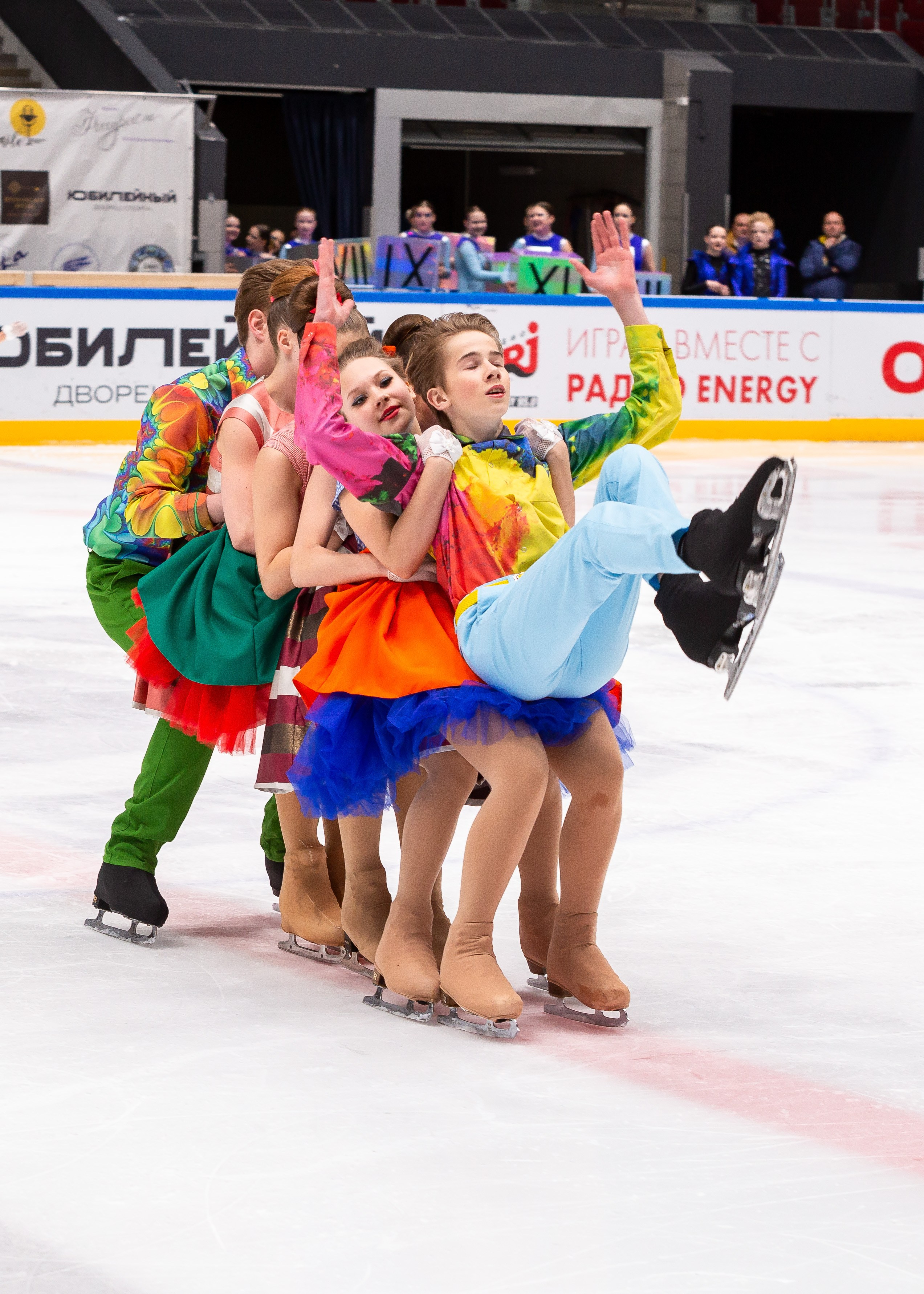 VII Ежегодный фестиваль массовых танцев на льду и фигурного катания «Петровский лёд» Санкт-Петербург 2024. Репортажный фотограф в Москве