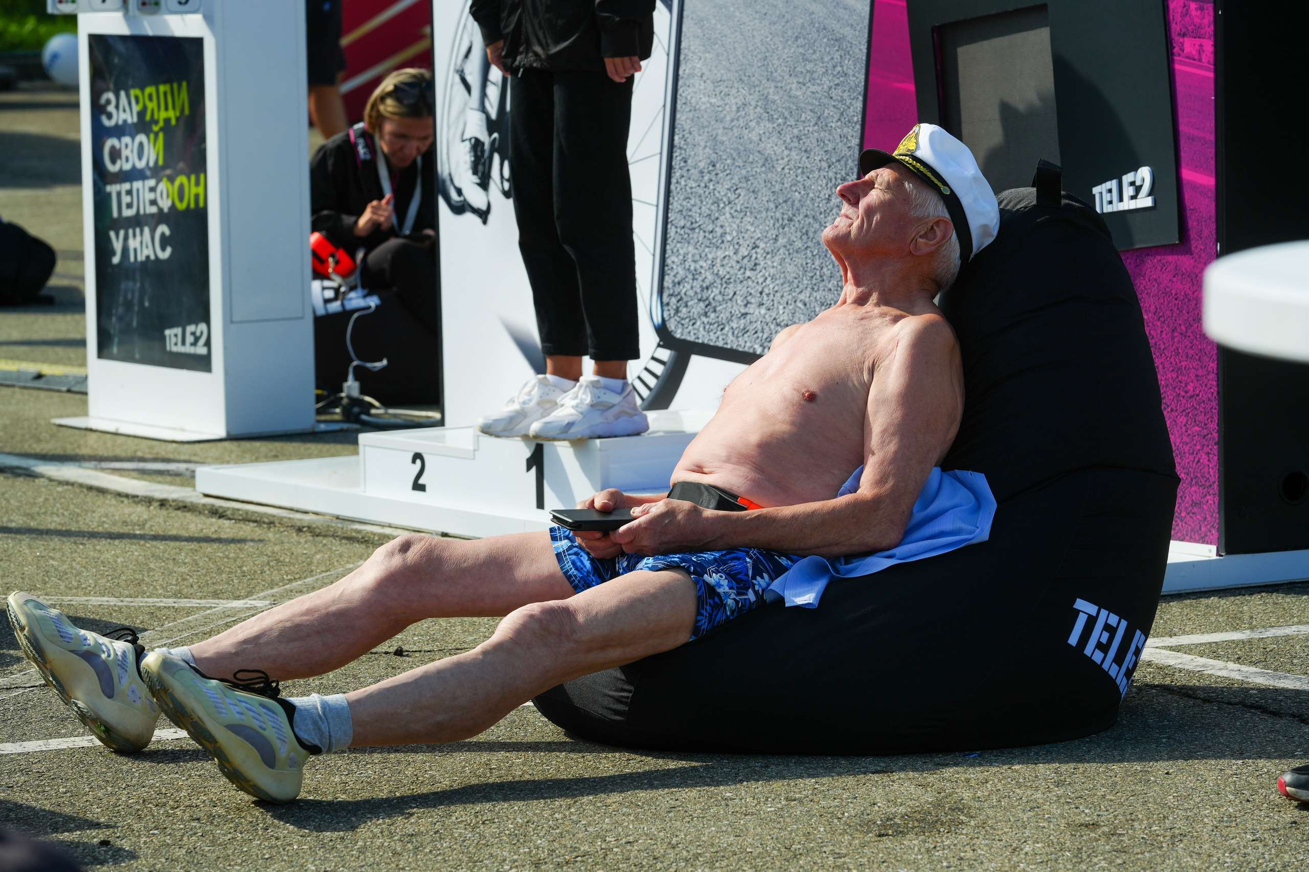 Фотоотчет партнерской интеграции для компании TELE2 на фестивале Ironstar. Репортажный фотограф в Красной Поляне и Сочи Павлюченко Екатерина