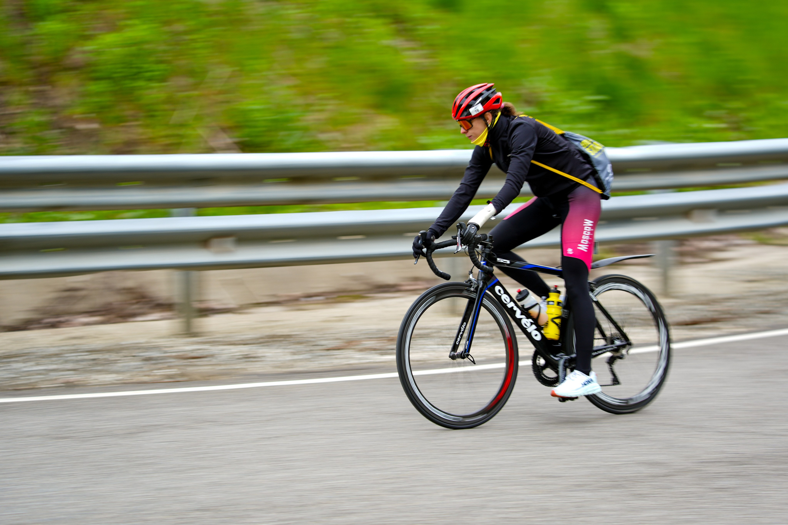 Велогонка «Три горы» на курортах горного кластера Красная Поляна. Репортажный фотограф в Красной Поляне и Сочи Павлюченко Екатерина