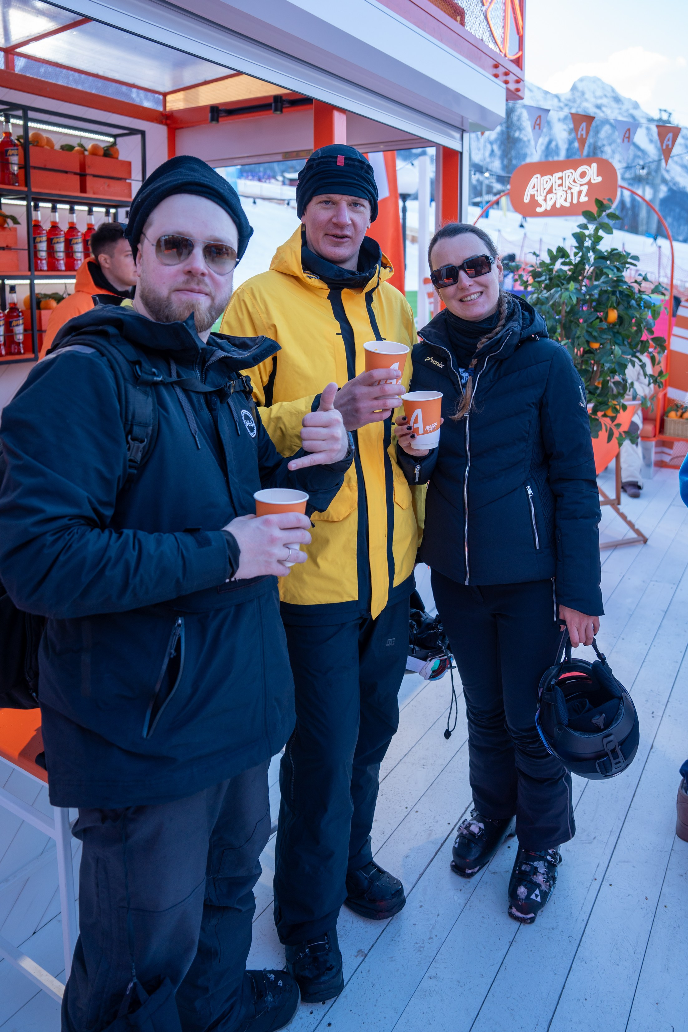 Фотоотчет партнерской интеграции Aperol Spritz на Роза Фест 2025. Репортажный фотограф в Красной Поляне и Сочи Павлюченко Екатерина