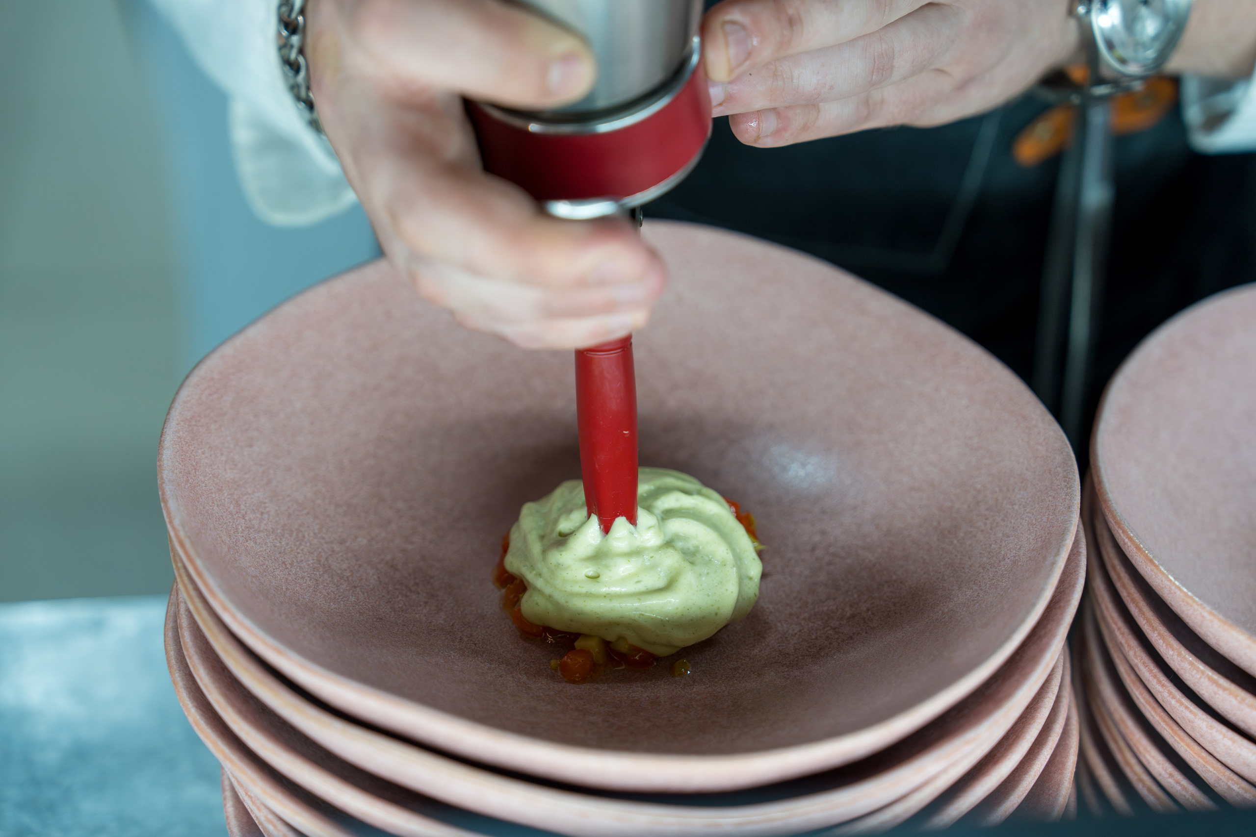 Гастрономический ужин «Лесная Италия» с Мирко Дзаго в ресторане RiverSide. Репортажный фотограф в Красной Поляне и Сочи Павлюченко Екатерина