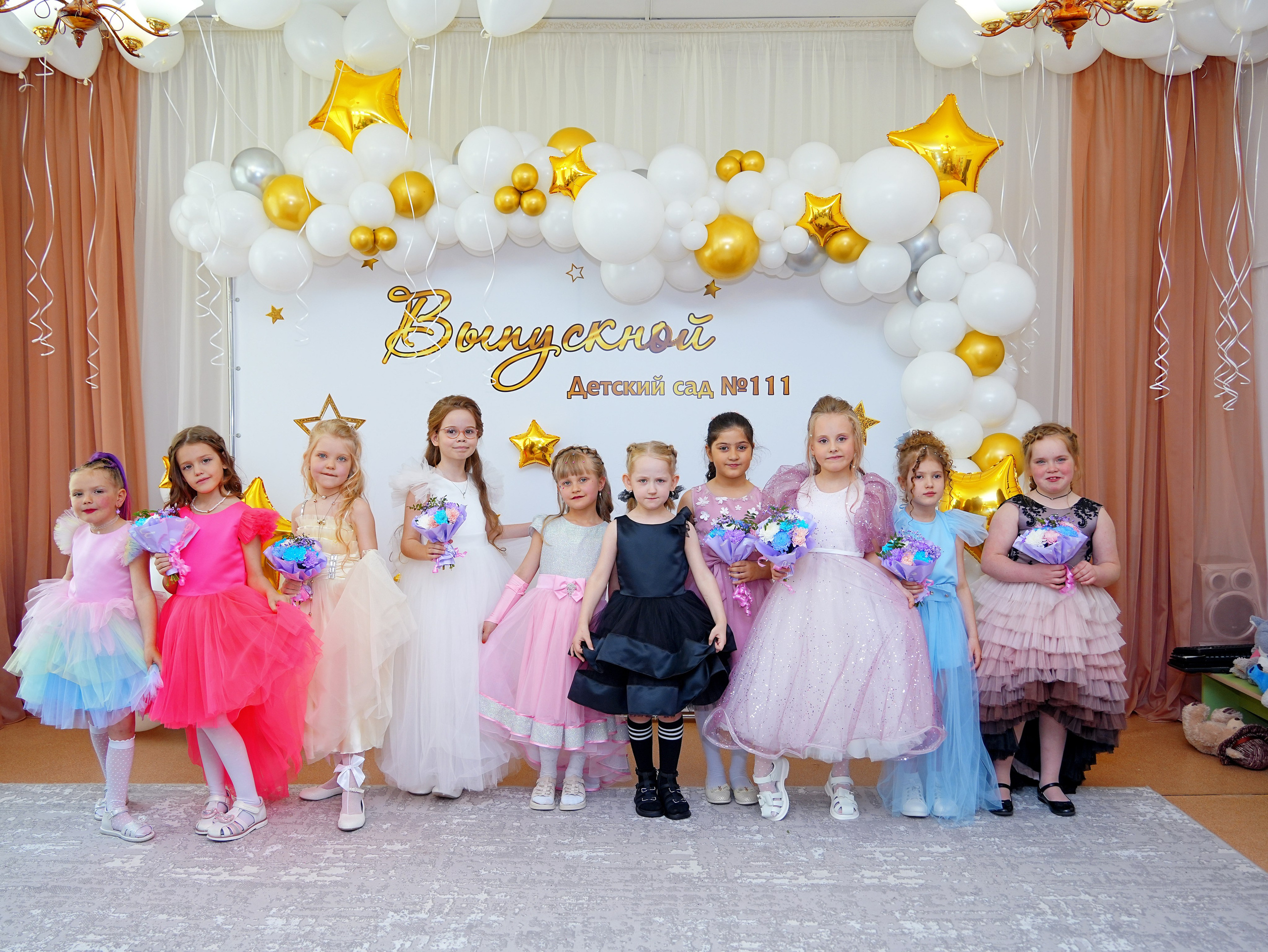 Фотосъемка видеосъёмка фотограф видеооператор новогодних утренников  в. Фотограф, видеооператор Нина Коршунова