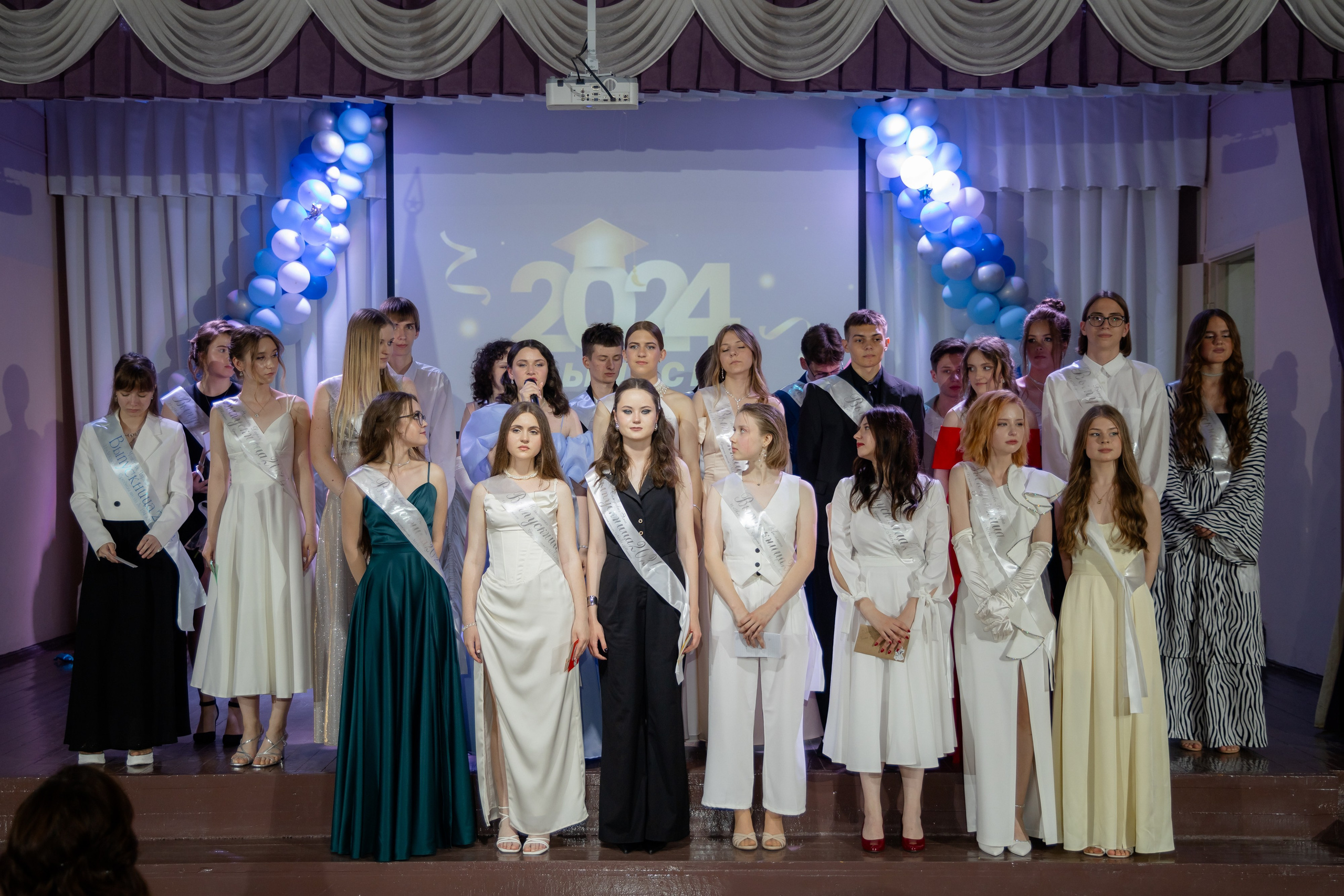 Школьный выпускной 2024 год в Соколе (Минск). Свадебный фотограф в Минске/Беларуси Сергей Спиридонов