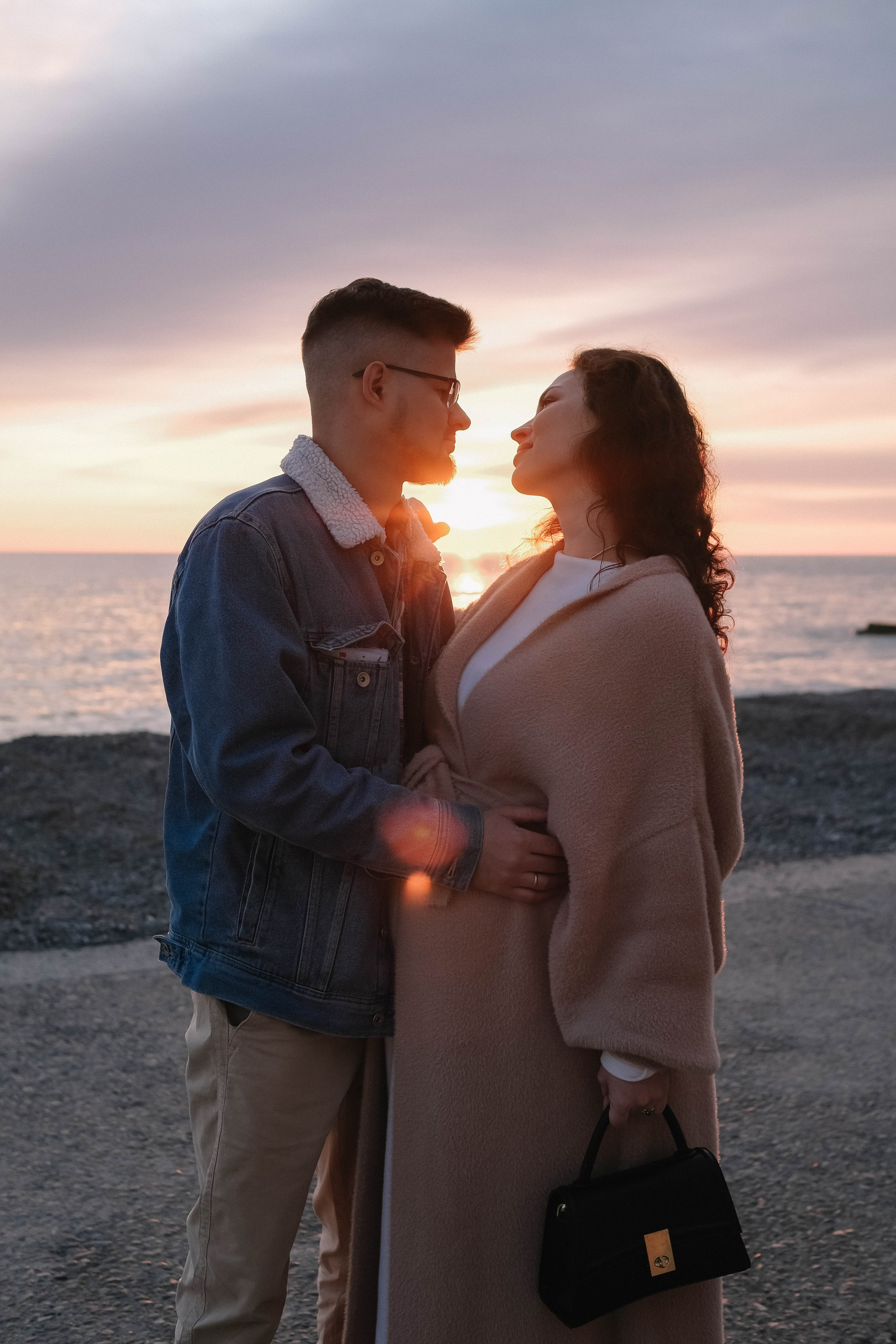 В ожидании чуда (ЖЕня и Женя). Главная