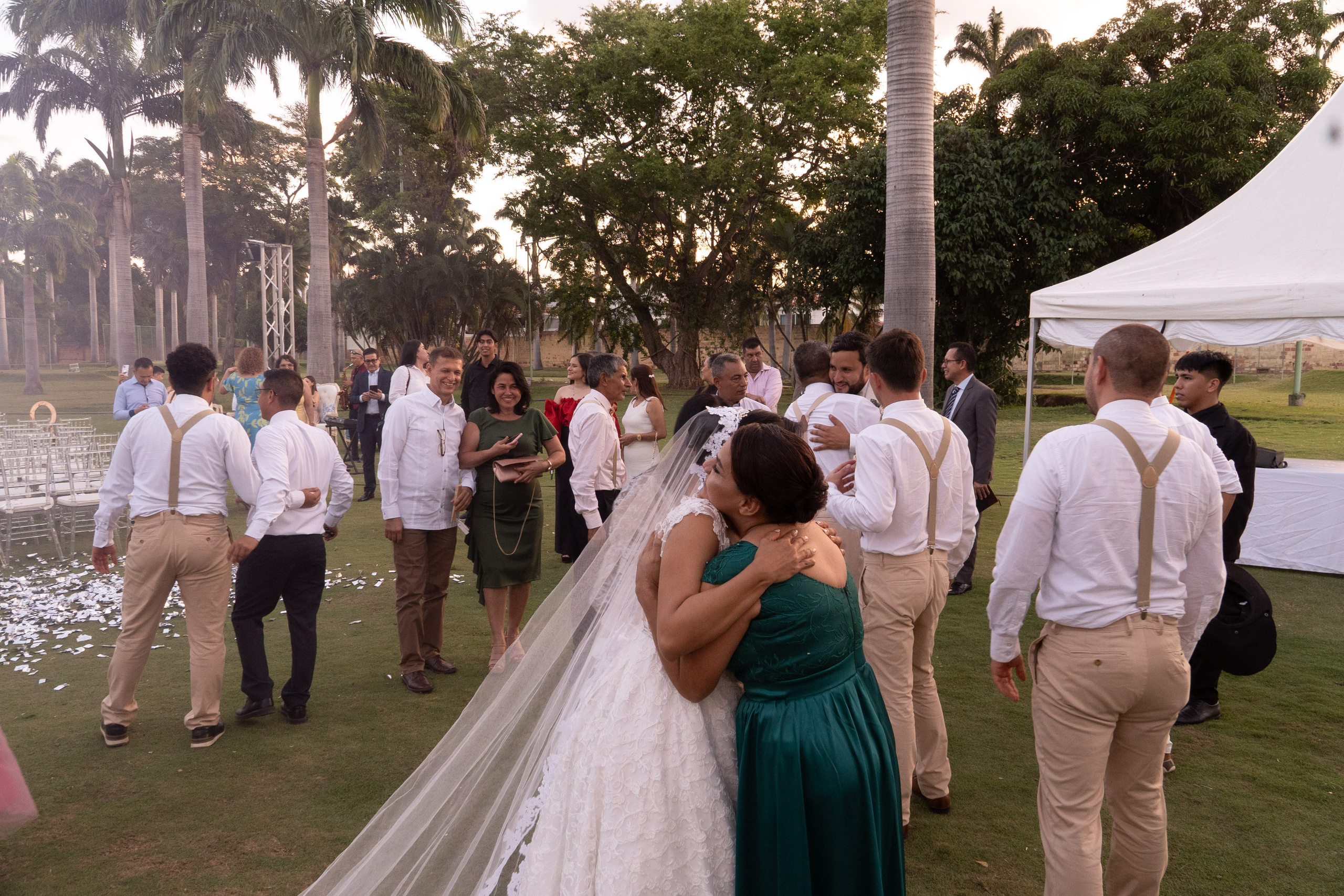 Carola & Gerson. Wedding Photographer in Barcelona and Medellin