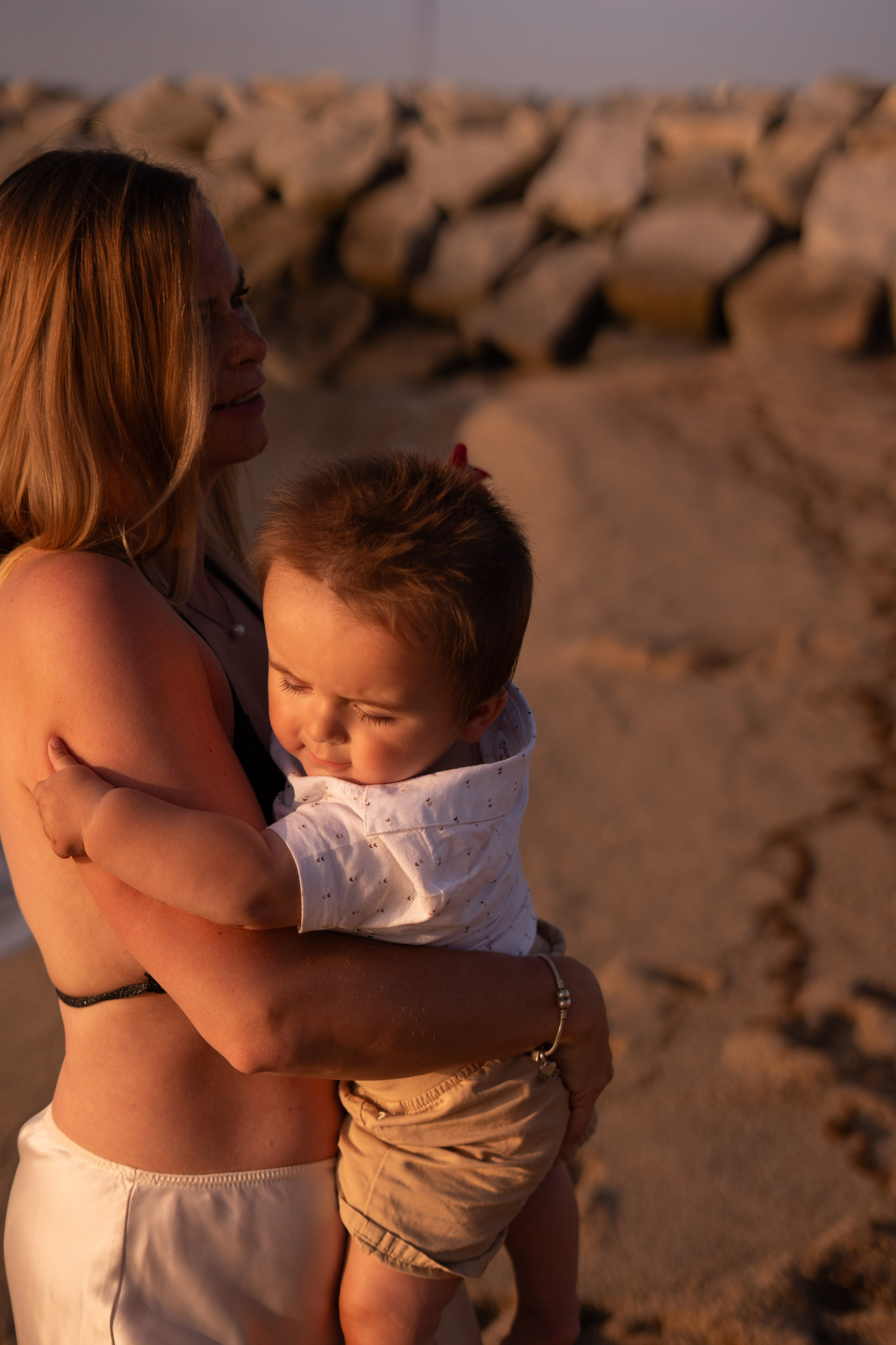 Masha and Timur. Wedding Photographer in Barcelona and Medellin