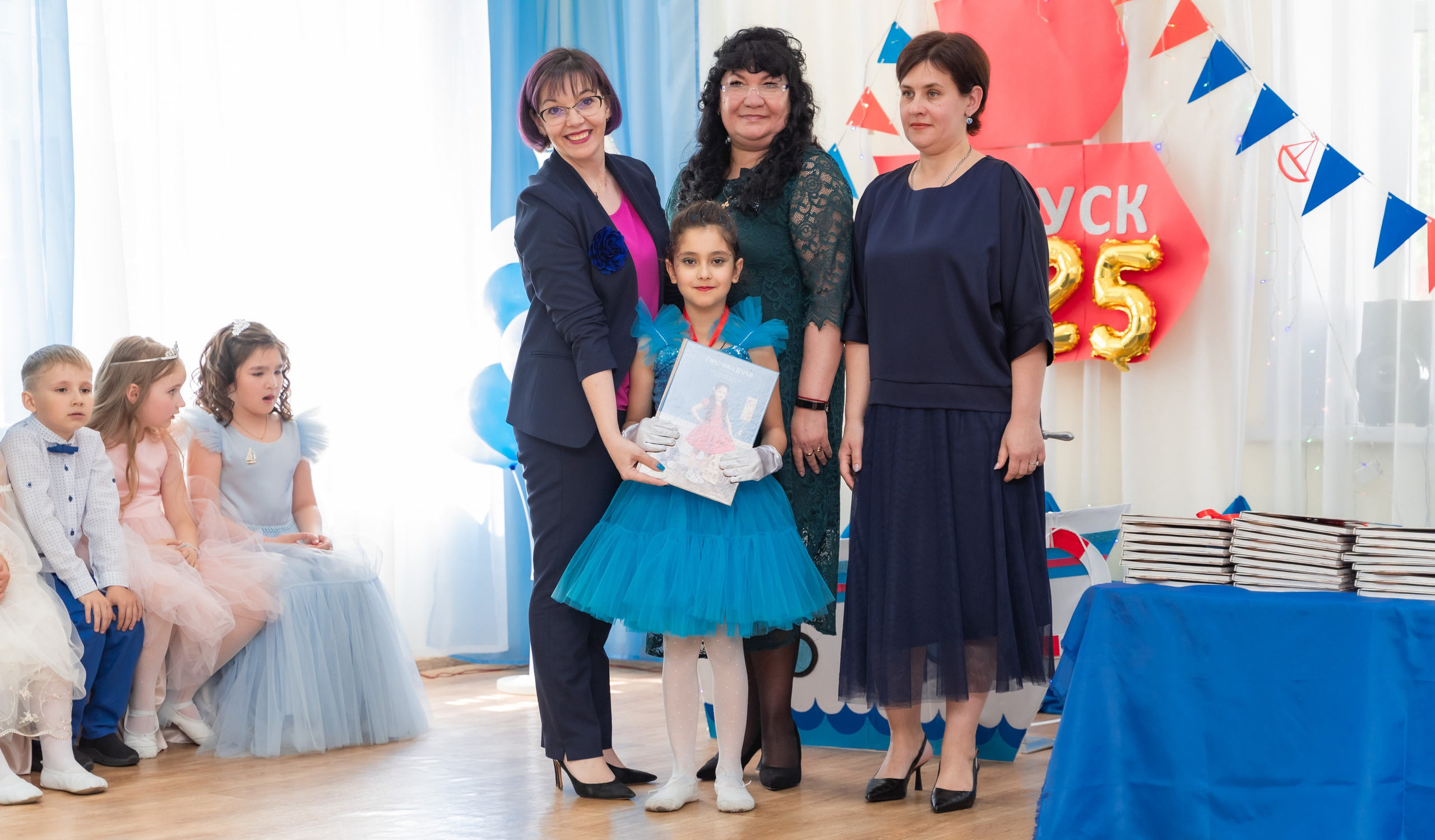 Фотосессия на Выпускной в детском саду. Свадебный и семейный фотограф в Омске Белозерова Александра