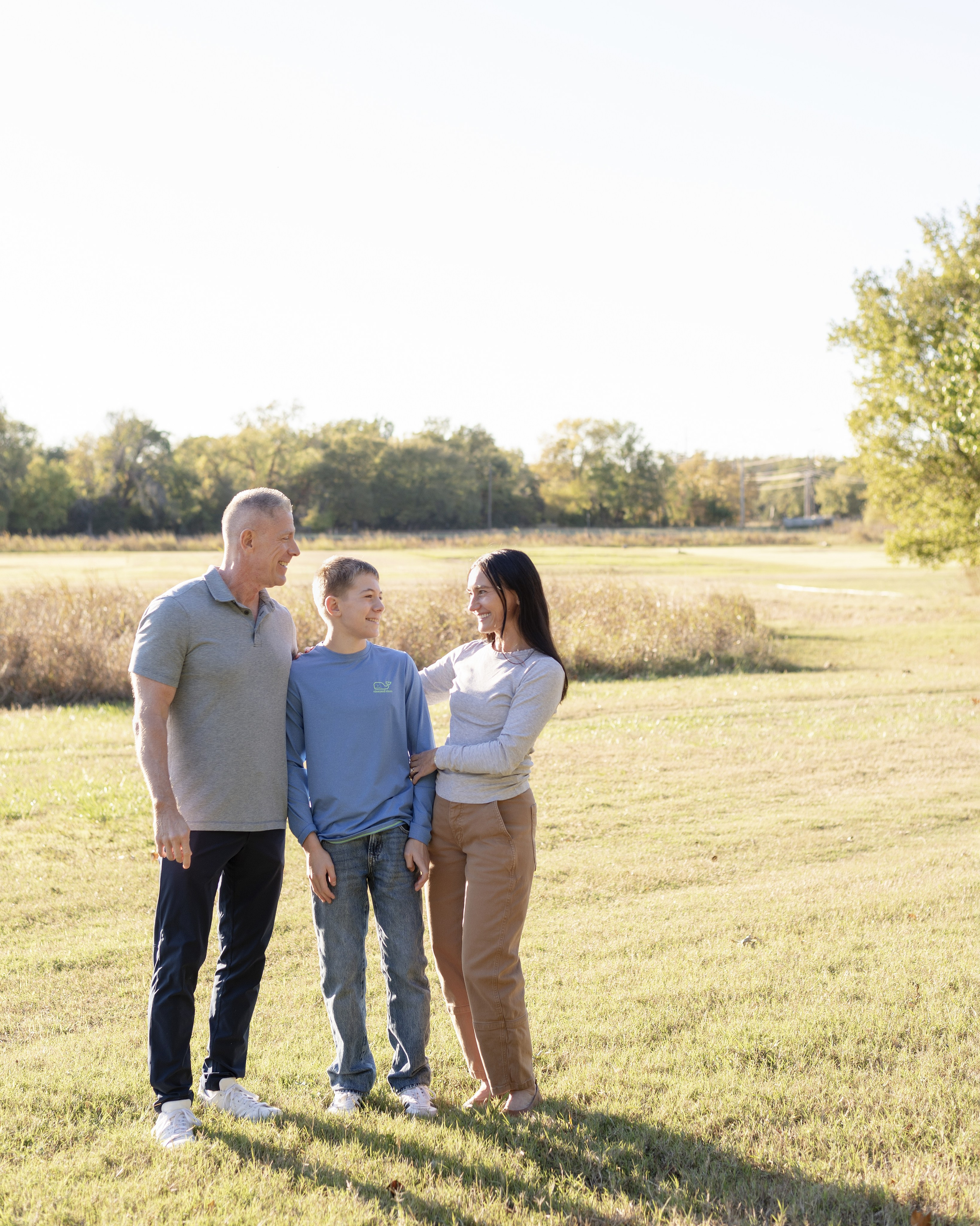Oklahoma Family Photographer | Natural Family Photography in Stillwater, OK. Wedding Family Portrait Photographer in Stillwater, Tulsa, OKC Oklahoma | Nika Loran Photography