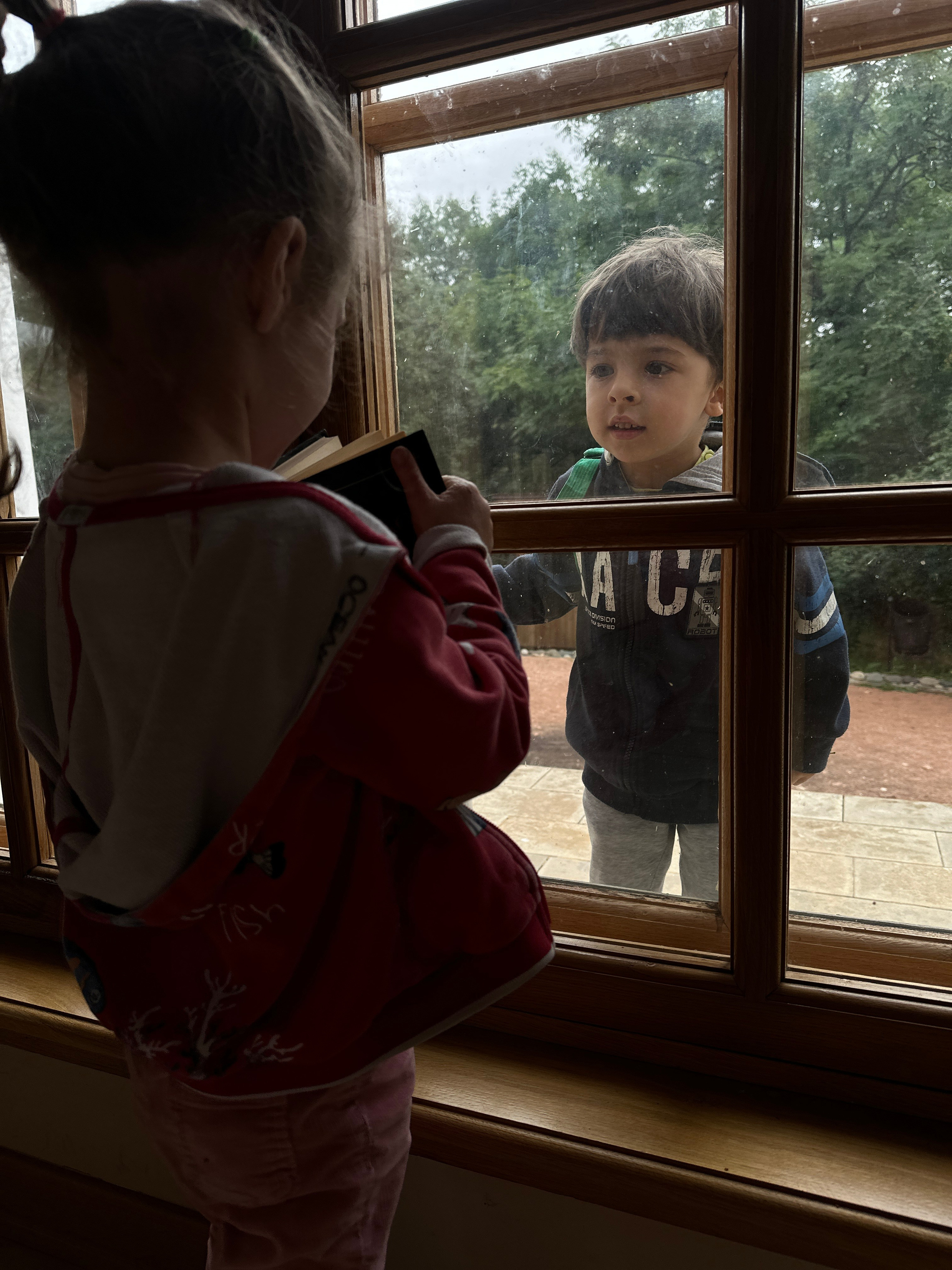 Дети. Смотри, красота!