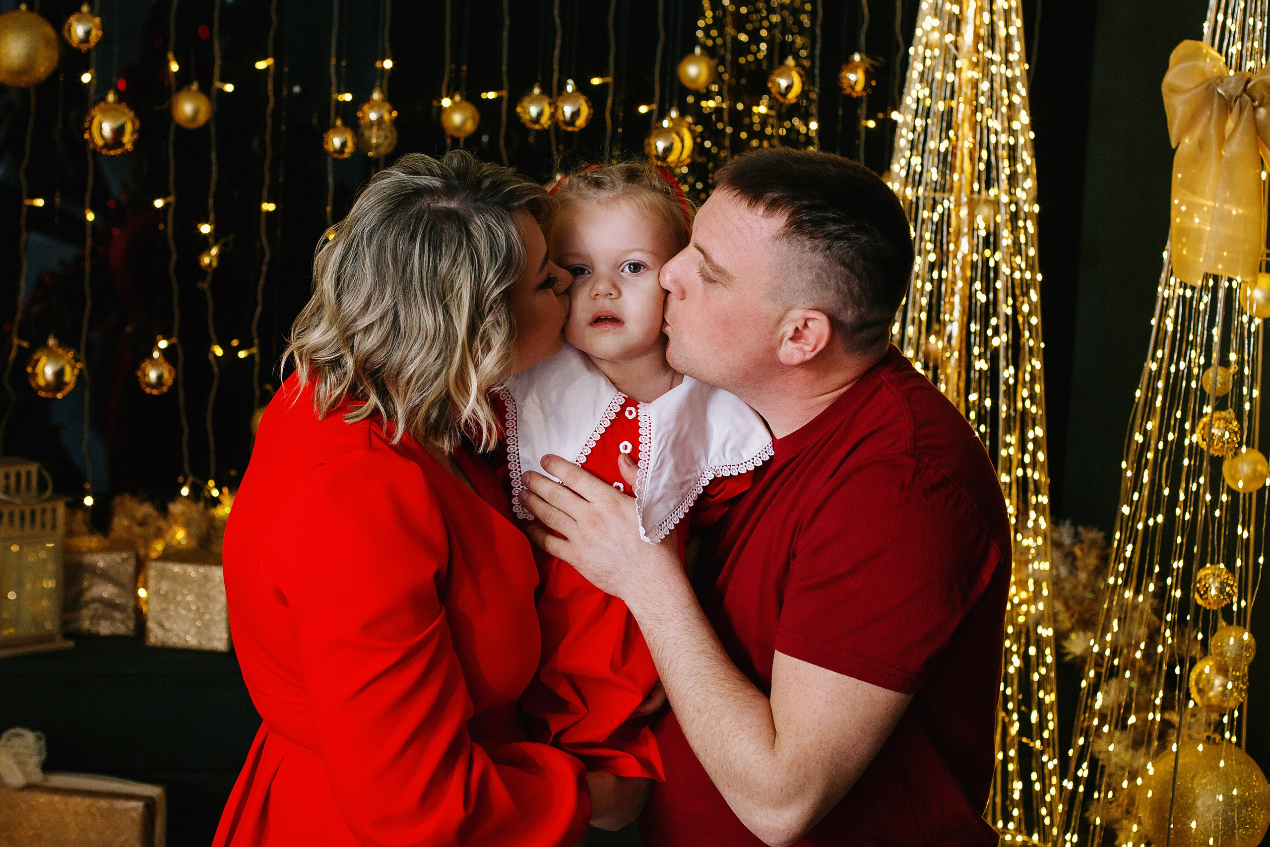 Новогодняя семейная фотосессия. Выпускные альбомы Искитим, Бердск и Новосибирск Крюкова Елена