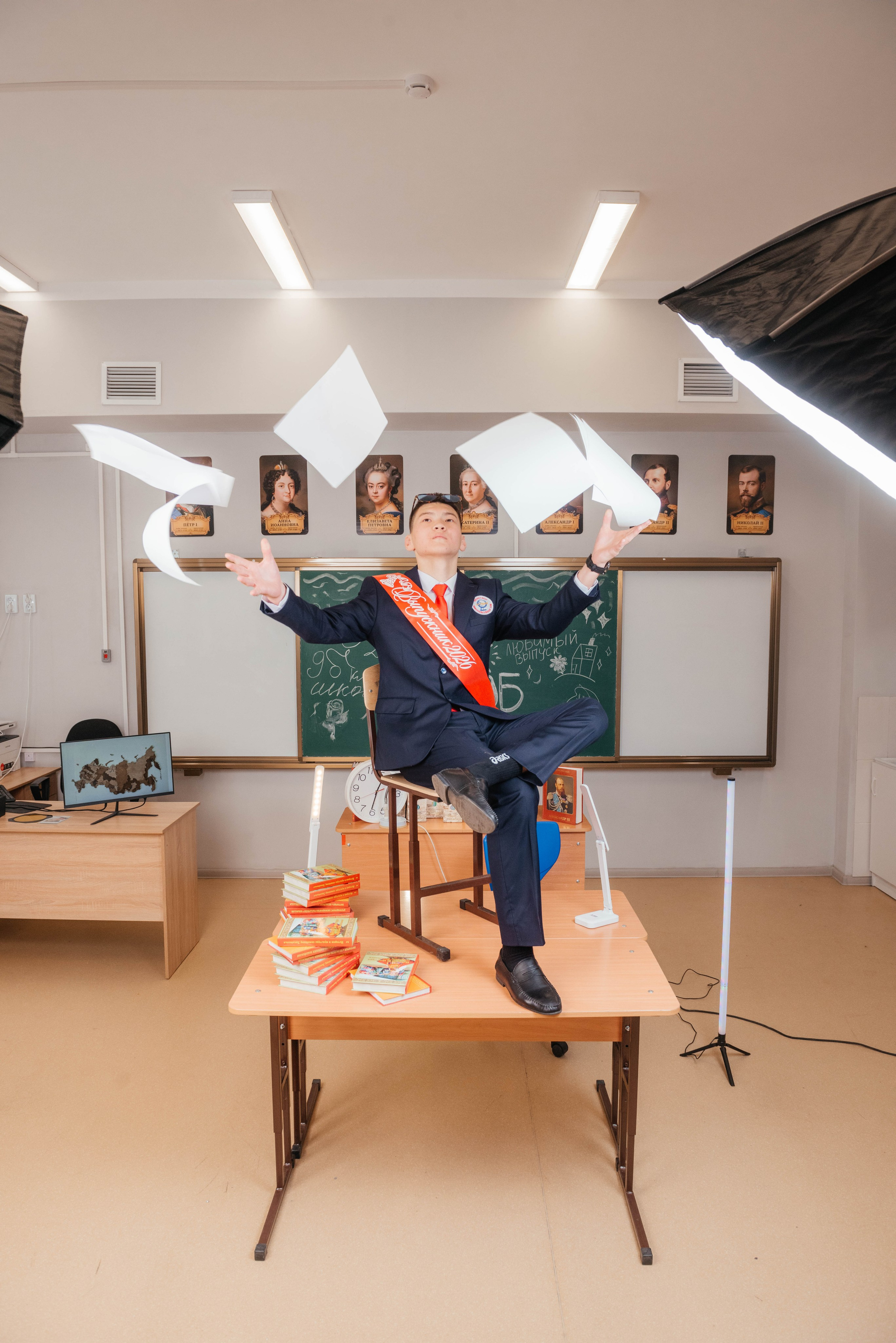 Выпускной фотоальбом для средней школы. Фотограф Эллина Дар г. Улан-Удэ