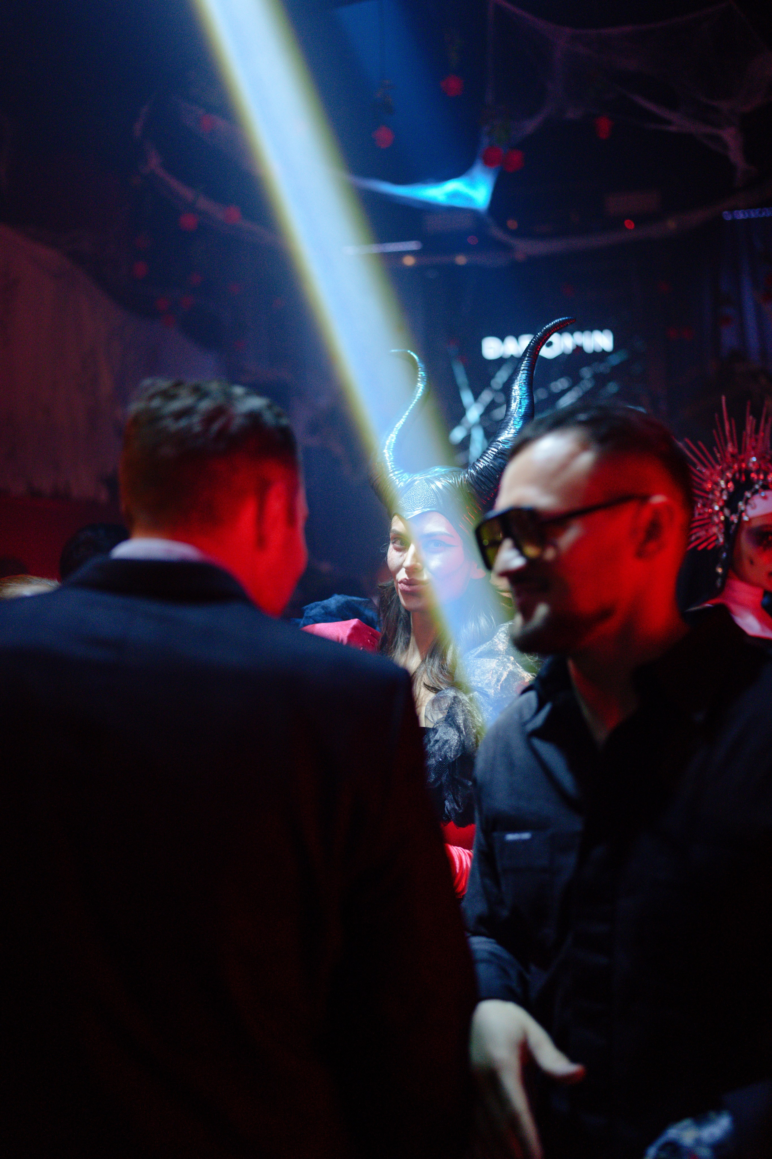 Фотограф на вечеринку с инфлюенсерами. Репортажный фотограф Москва Сергей Дружинин