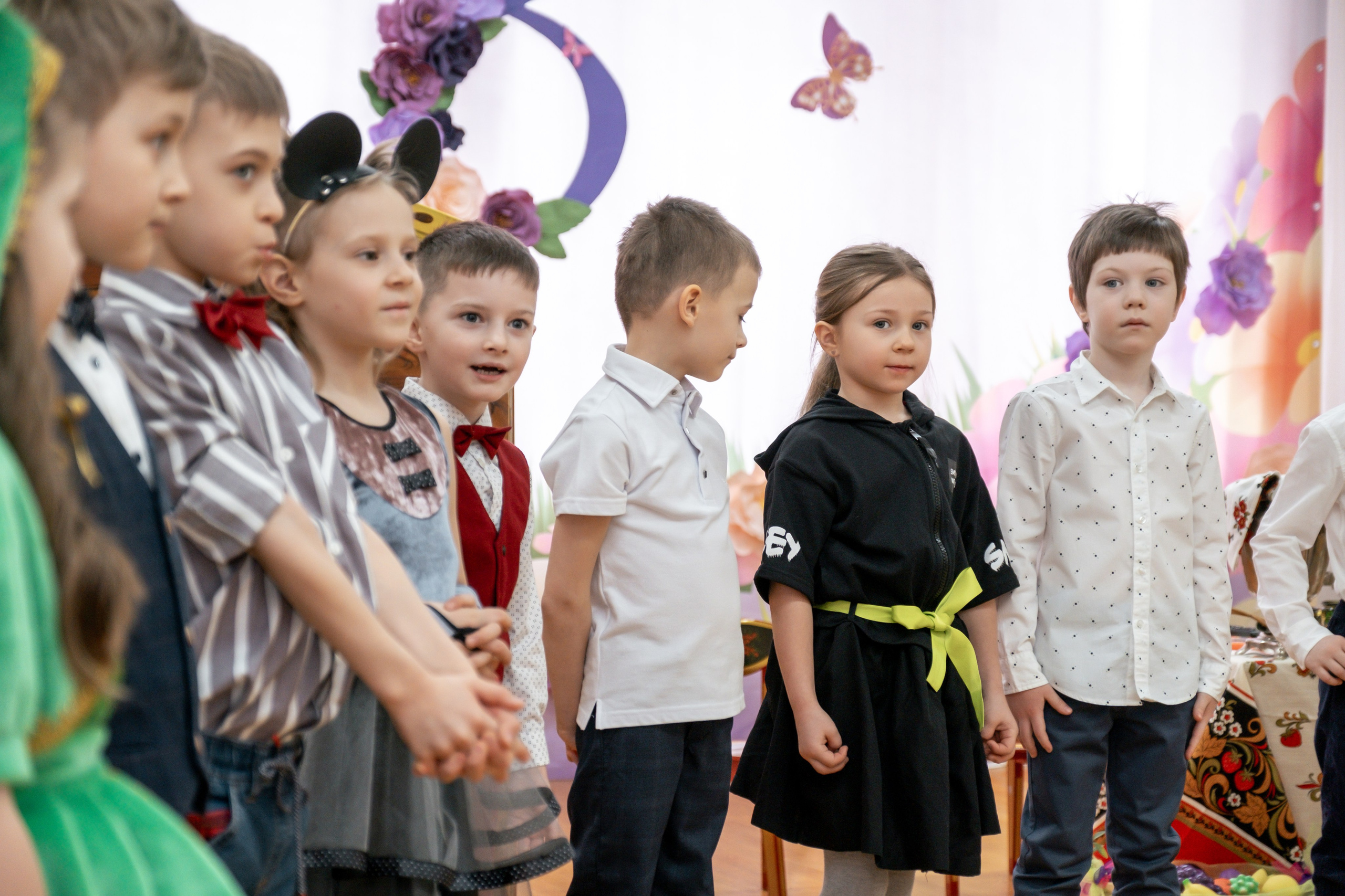 Праздник 8 марта в детском саду. Семейный и детский фотограф в Москве Светлана Потемкина