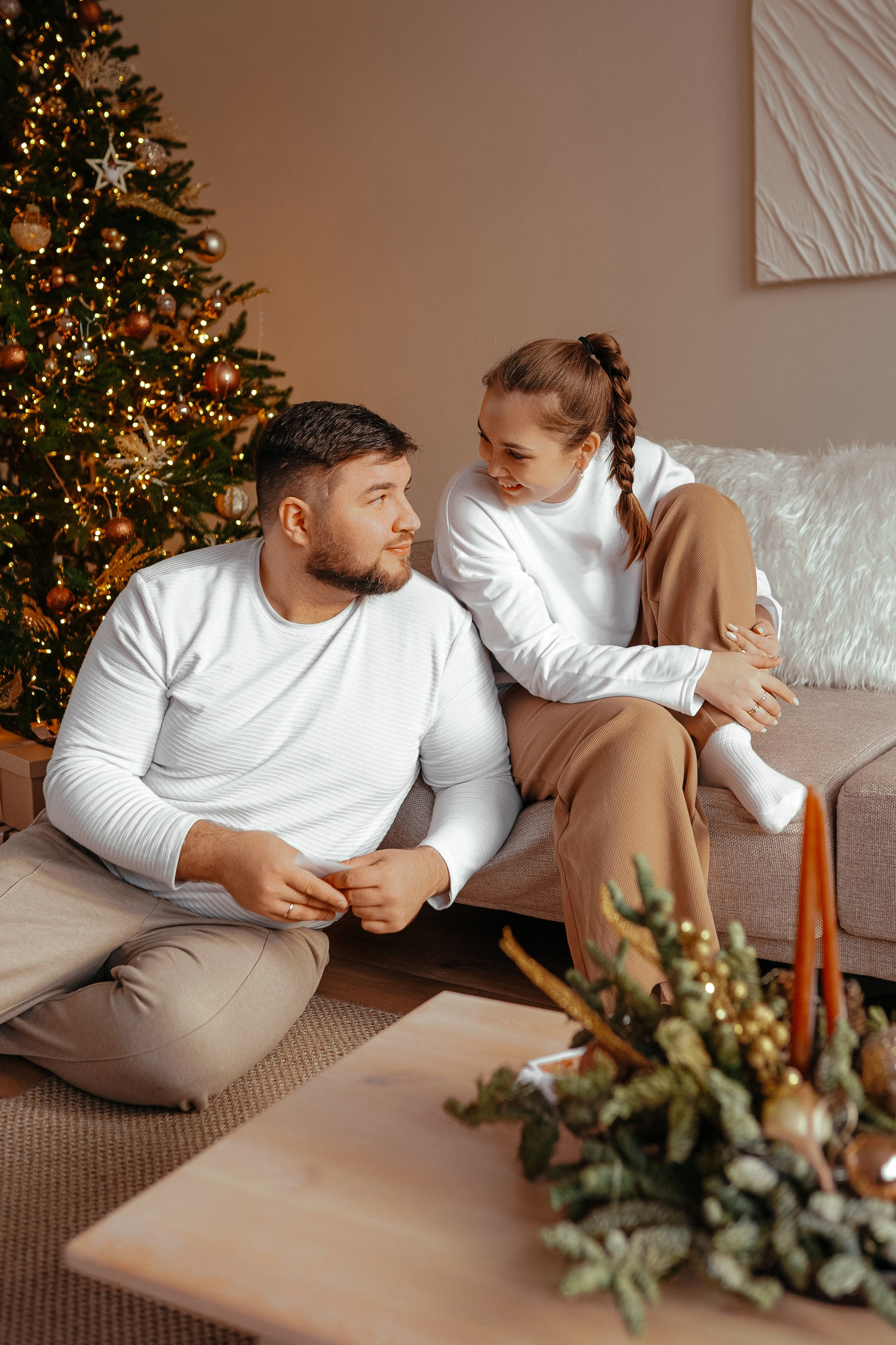 Семейная новогодняя фотосъемка в студии. Фотограф Ким Наталья в Красноярске