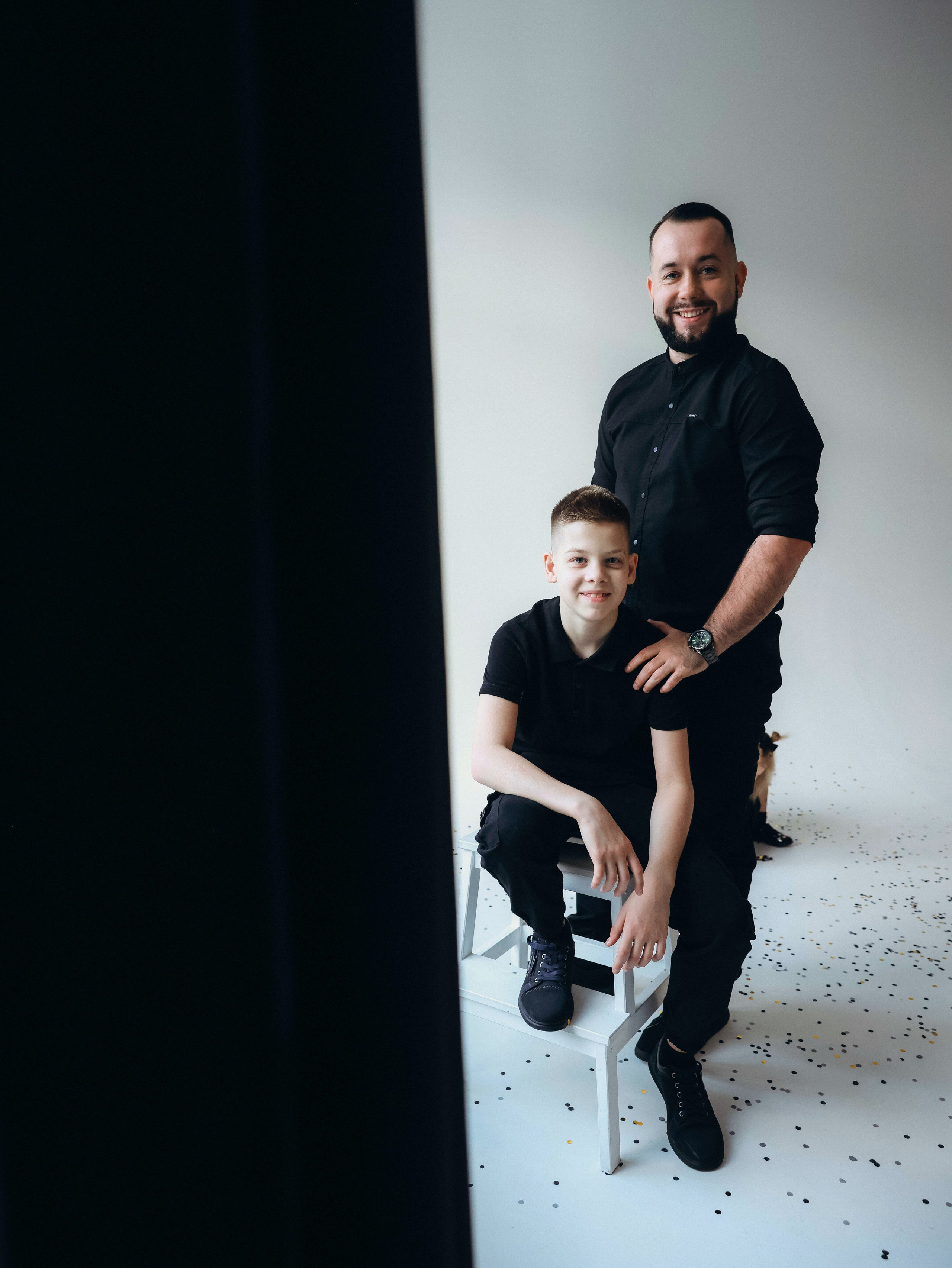 Семейная фотосессия in Black. Мультифотограф Динара Ахмедзянова