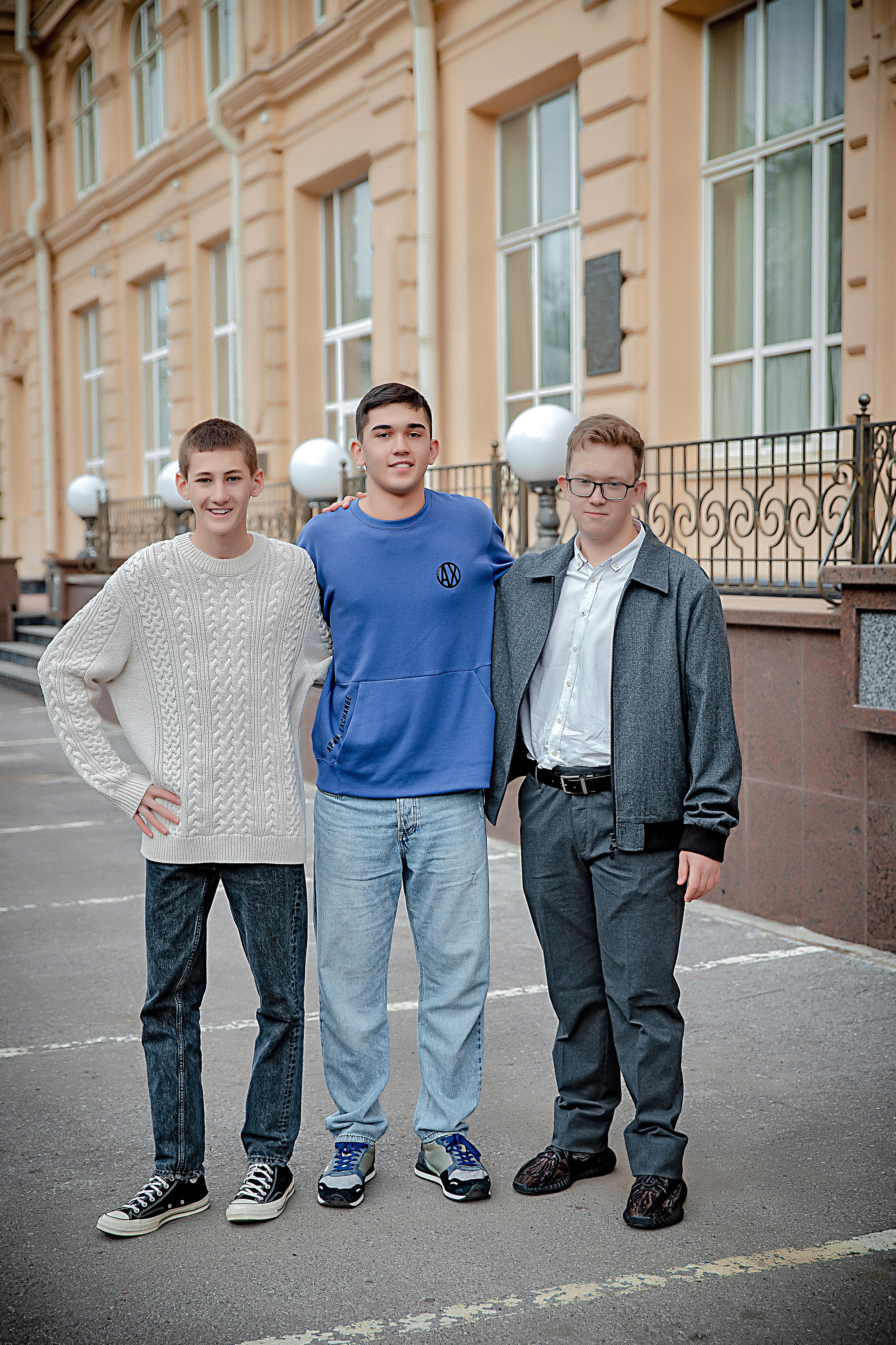 Фотосессия Гимназия № 36 Класс 9. Современные Выпускные Альбомы в Ростове-на-Дону