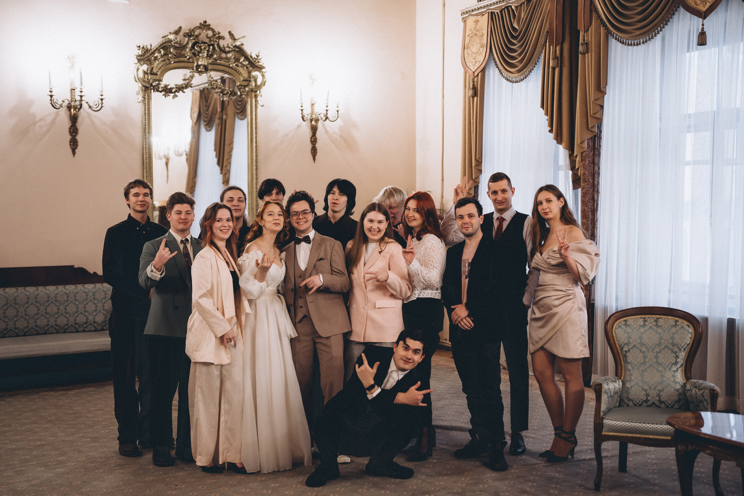 СВАДЕБНАЯ СЬЕМКА ВО ВТОРОМ ДВОРЦЕ С ГОСТЯМИ И ПРОГУЛКА В ТАВРИЧЕСКОМ САДУ. Профессиональный фотограф, Санкт-Петербург — Виктория Богомолова