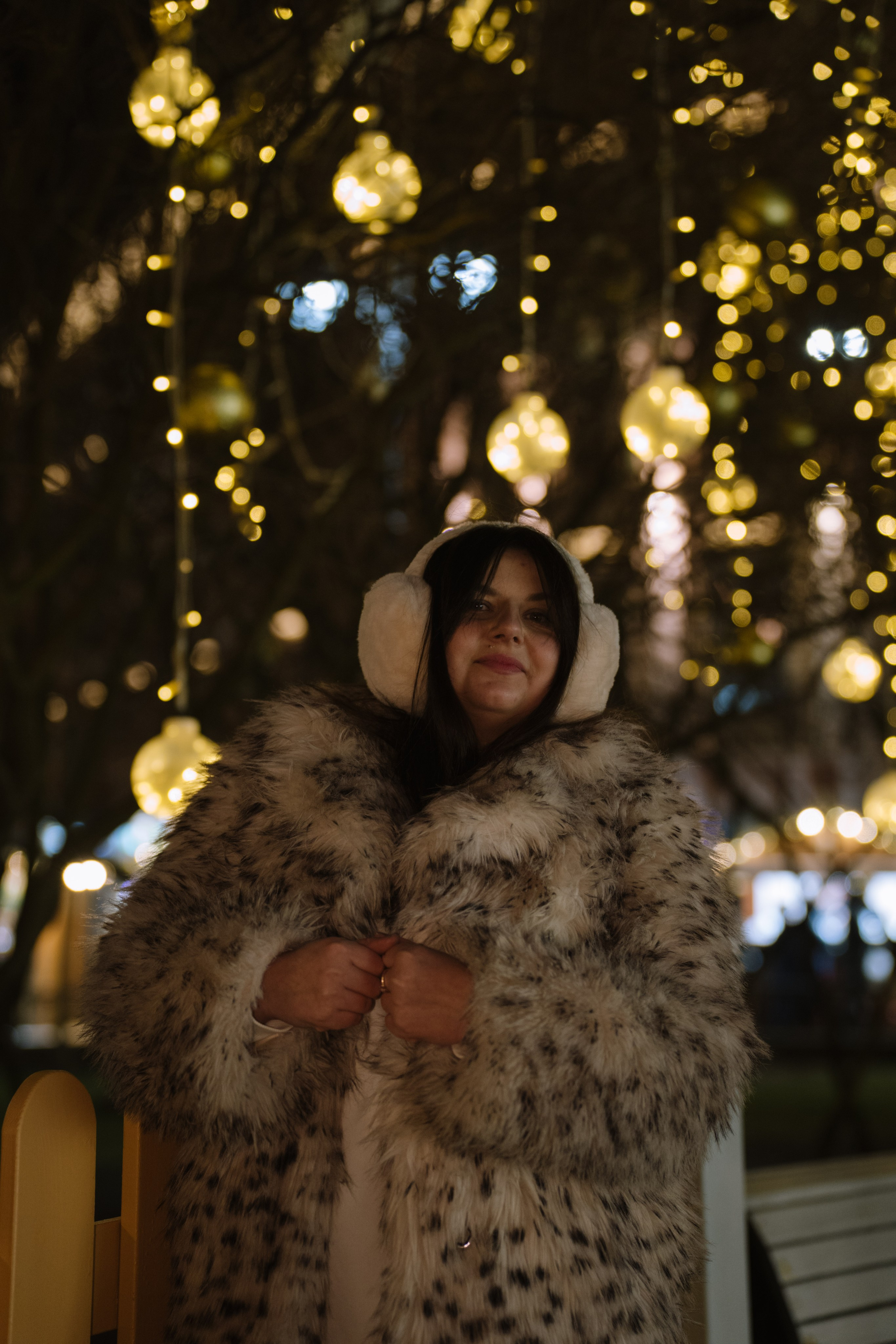 ПРОГУЛКА НА МАНЕЖНОЙ ПЛОЩАДИ ДЛЯ ДЕВУШКИ ПЕРЕД НОВЫМ ГОДОМ (НОВОГОДНЯЯ ФОТОСЕССИИЯ НА МАНЕЖНОЙ ПЛОЩАДИ). Профессиональный фотограф, Санкт-Петербург — Виктория Богомолова