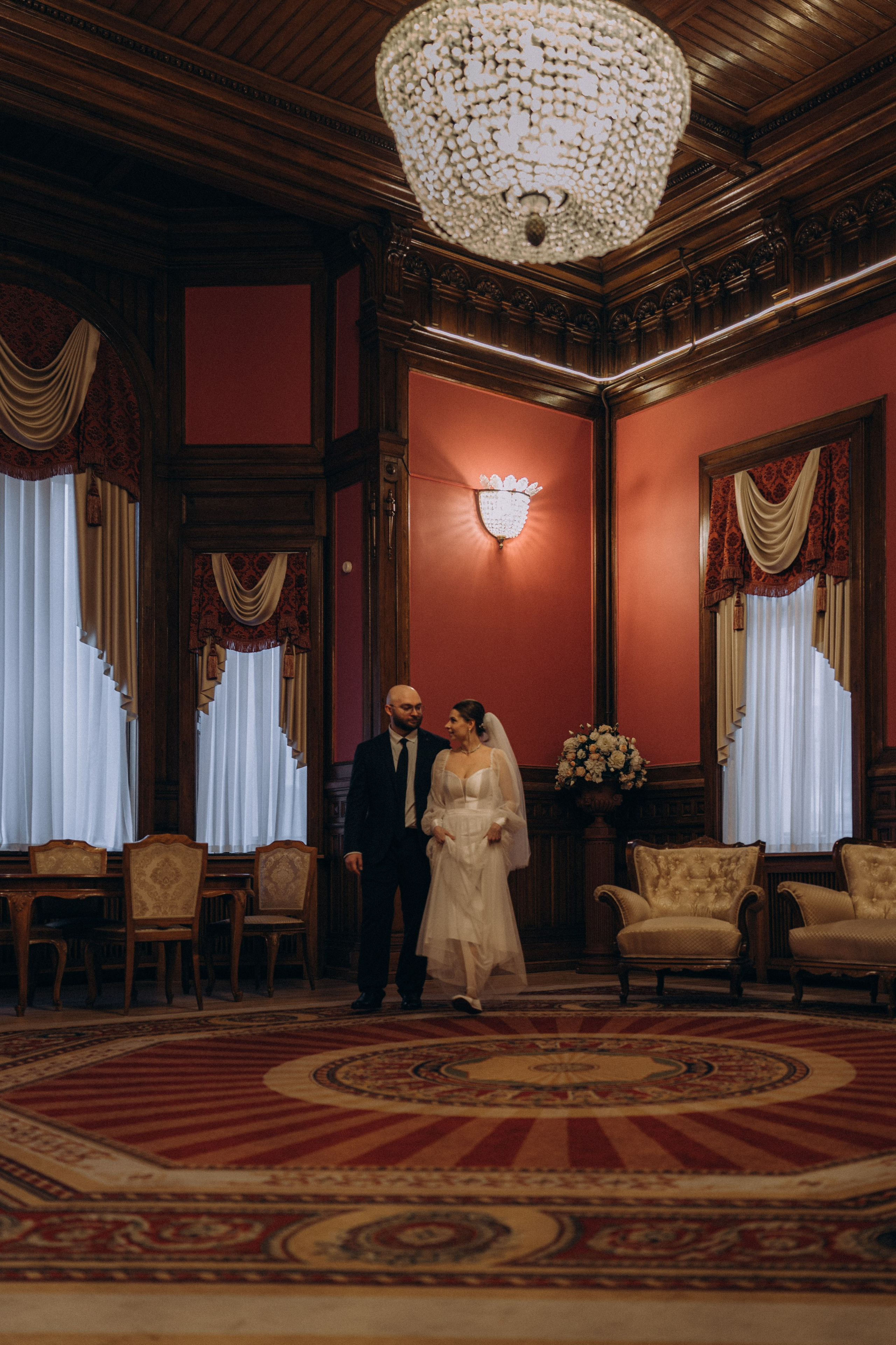 СВАДЕБНАЯ СЬЕМКА ВО ВТОРОМ ДВОРЦЕ (ДЕКАБРЬ) ТАКЖЕ СЬЕМКА В СТУДИИ НА ЧЕРНЫШЕВСКОЙ. Профессиональный фотограф, Санкт-Петербург — Виктория Богомолова