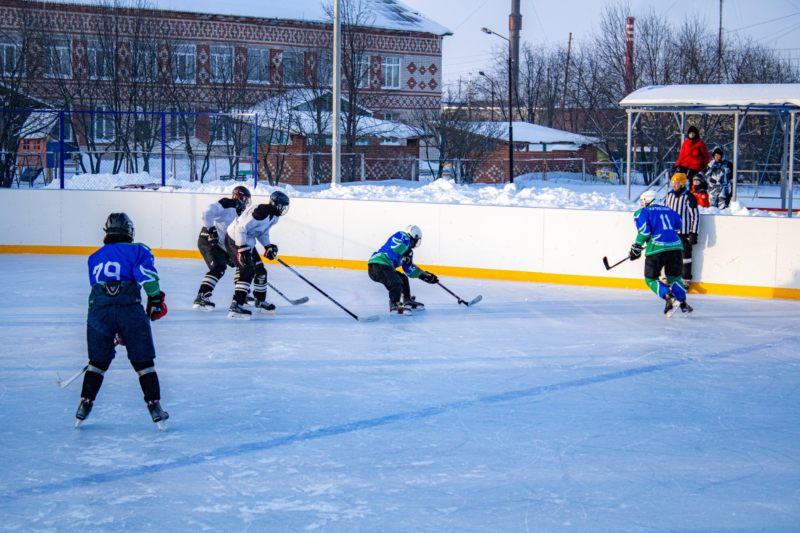 Хоккей г.п Атиг-г.п Дружинино