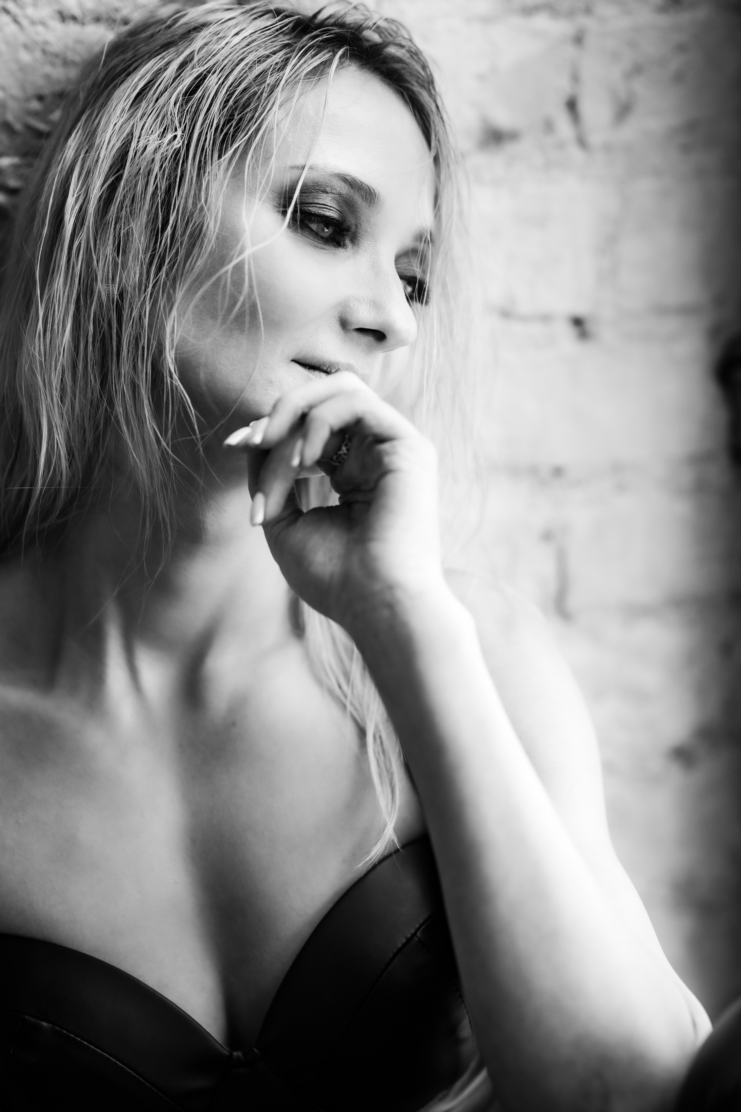 Женское. ЧБ Фотограф Ольга Лесли