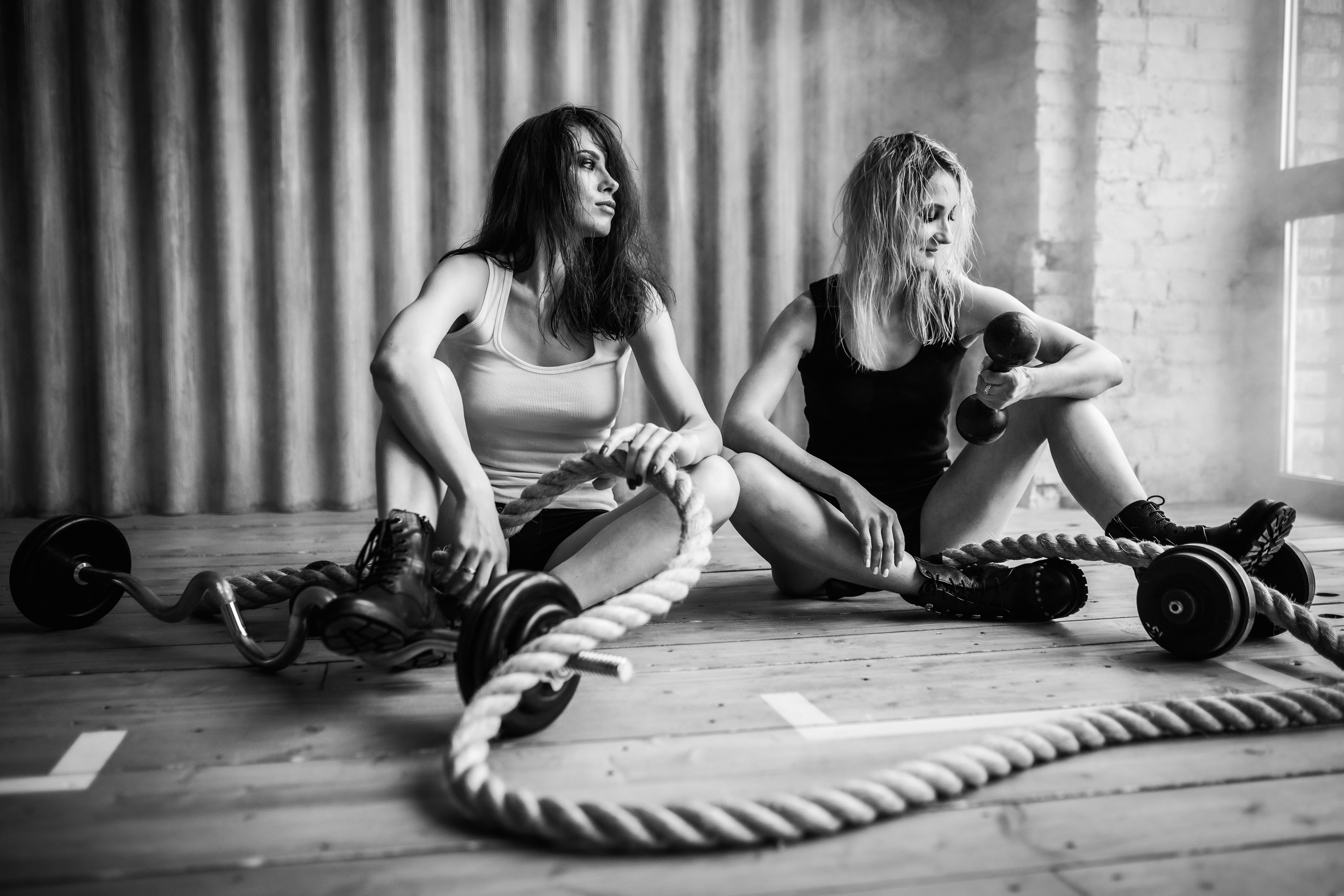 Женское. ЧБ Фотограф Ольга Лесли