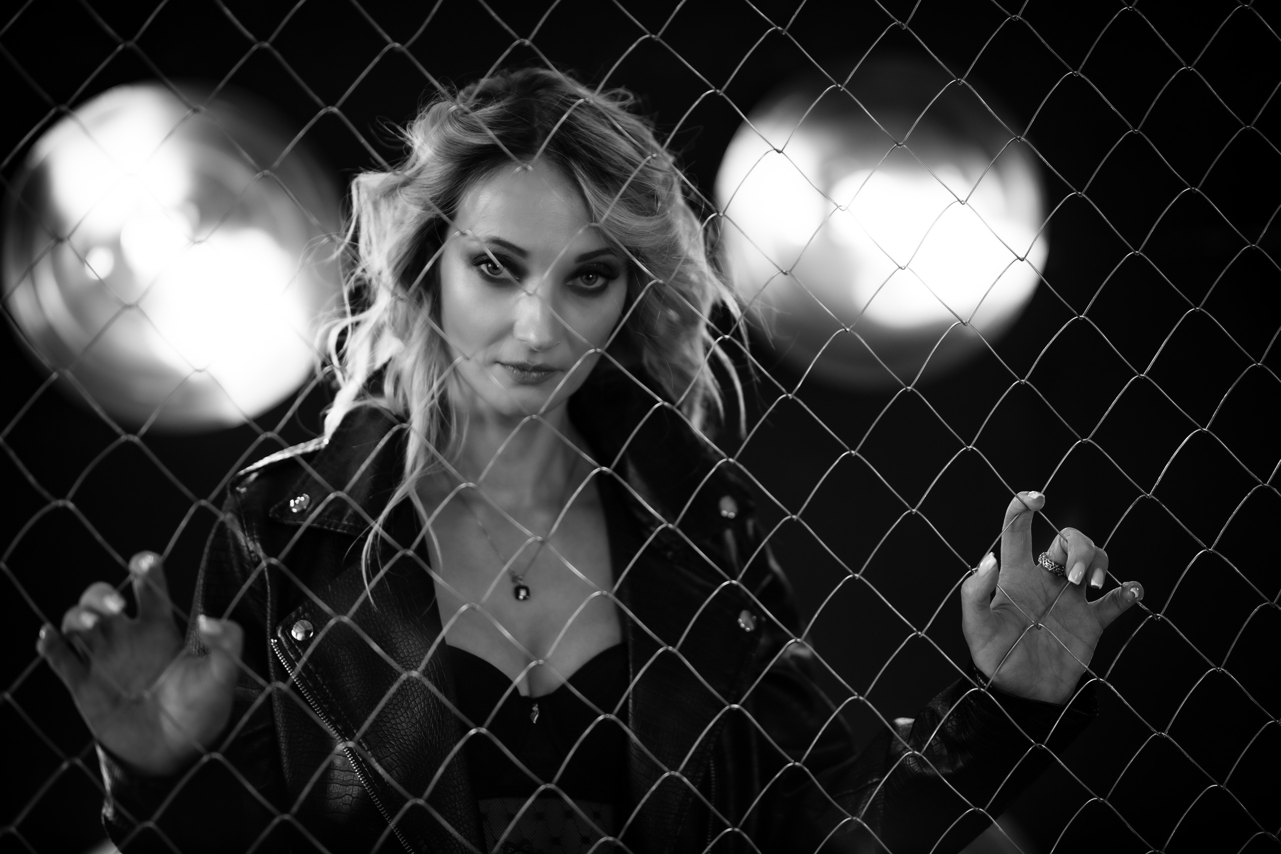 Женское. ЧБ Фотограф Ольга Лесли