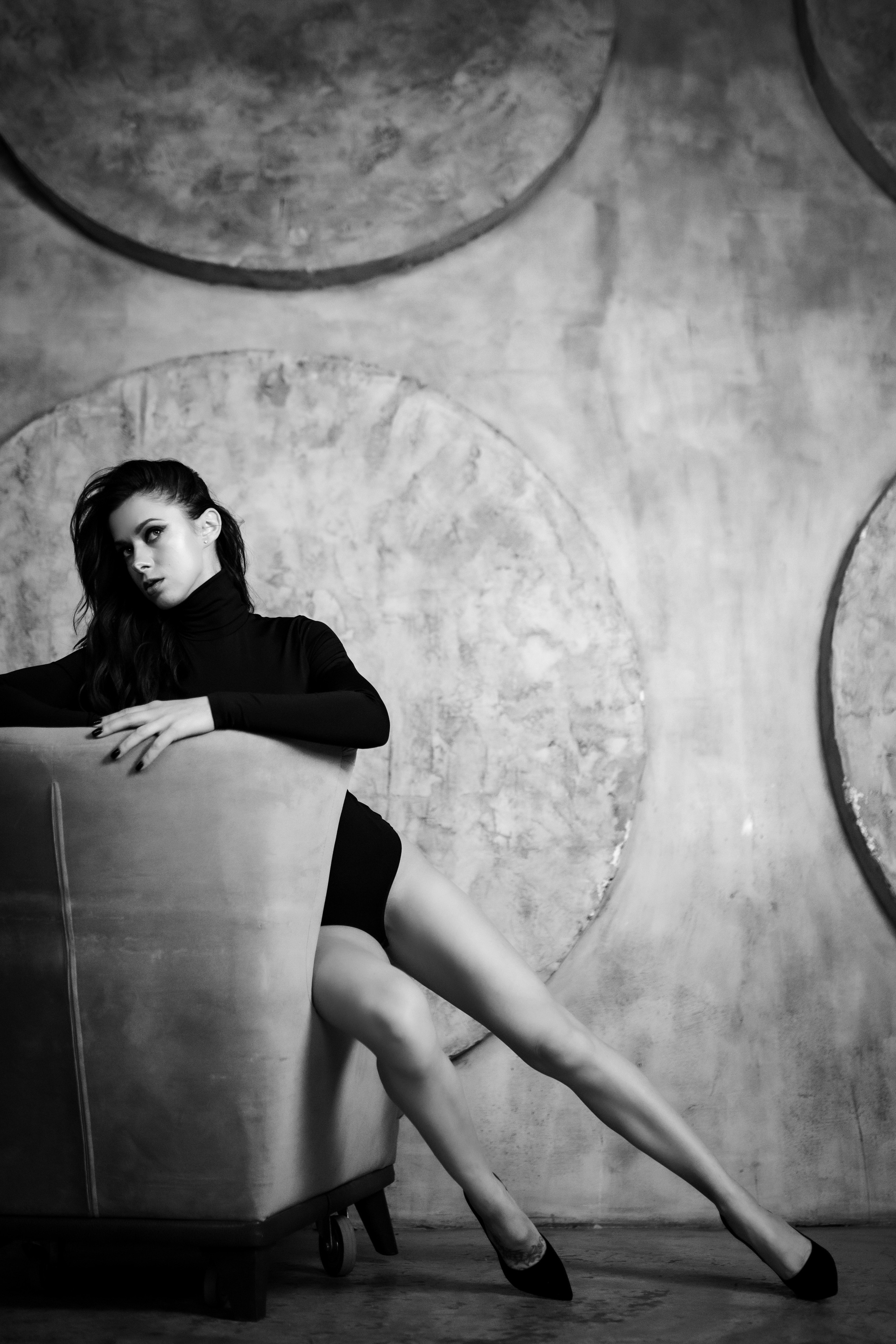 Женское. ЧБ Фотограф Ольга Лесли