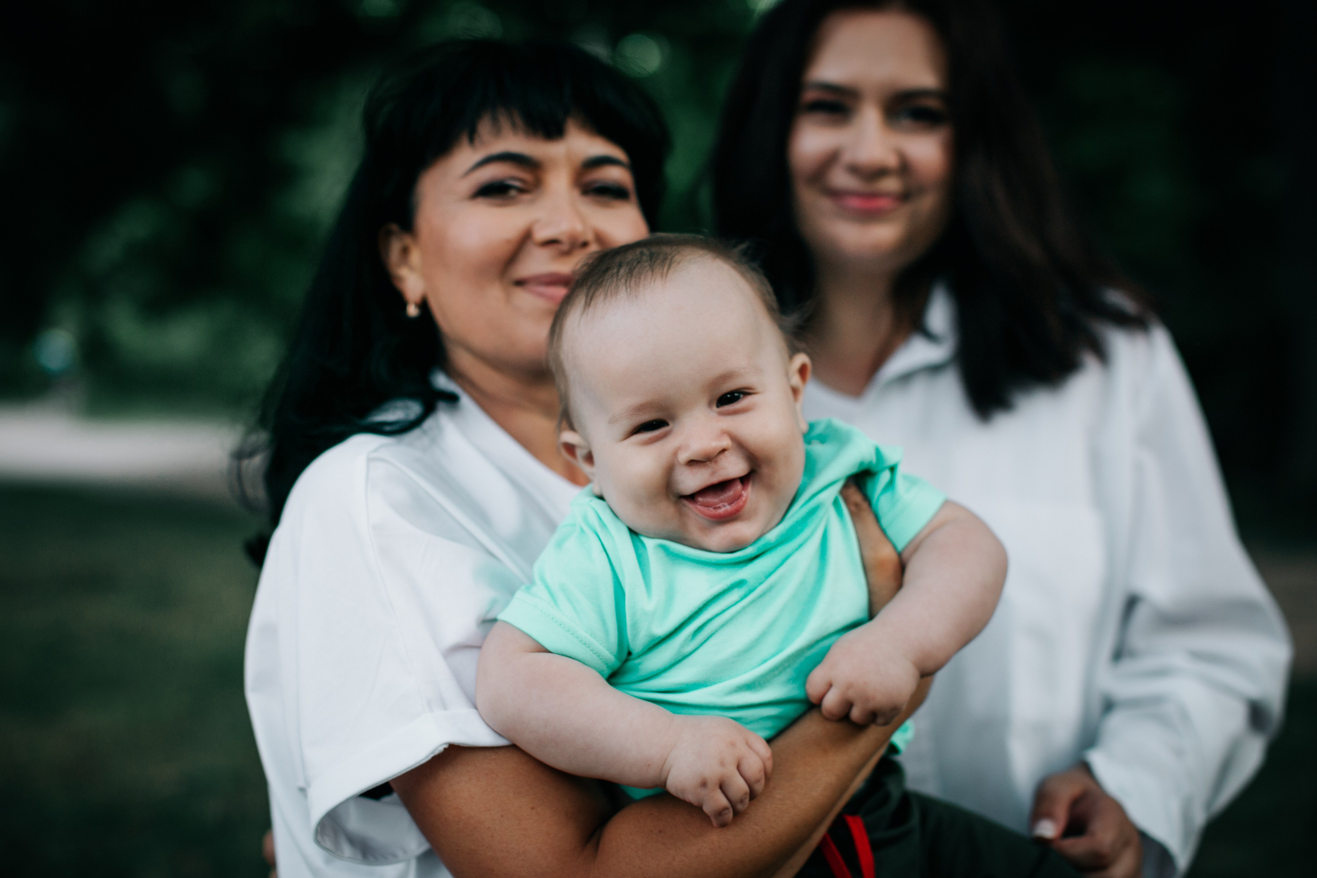 Семейная фотосессия в парке. Фотограф в Крыму