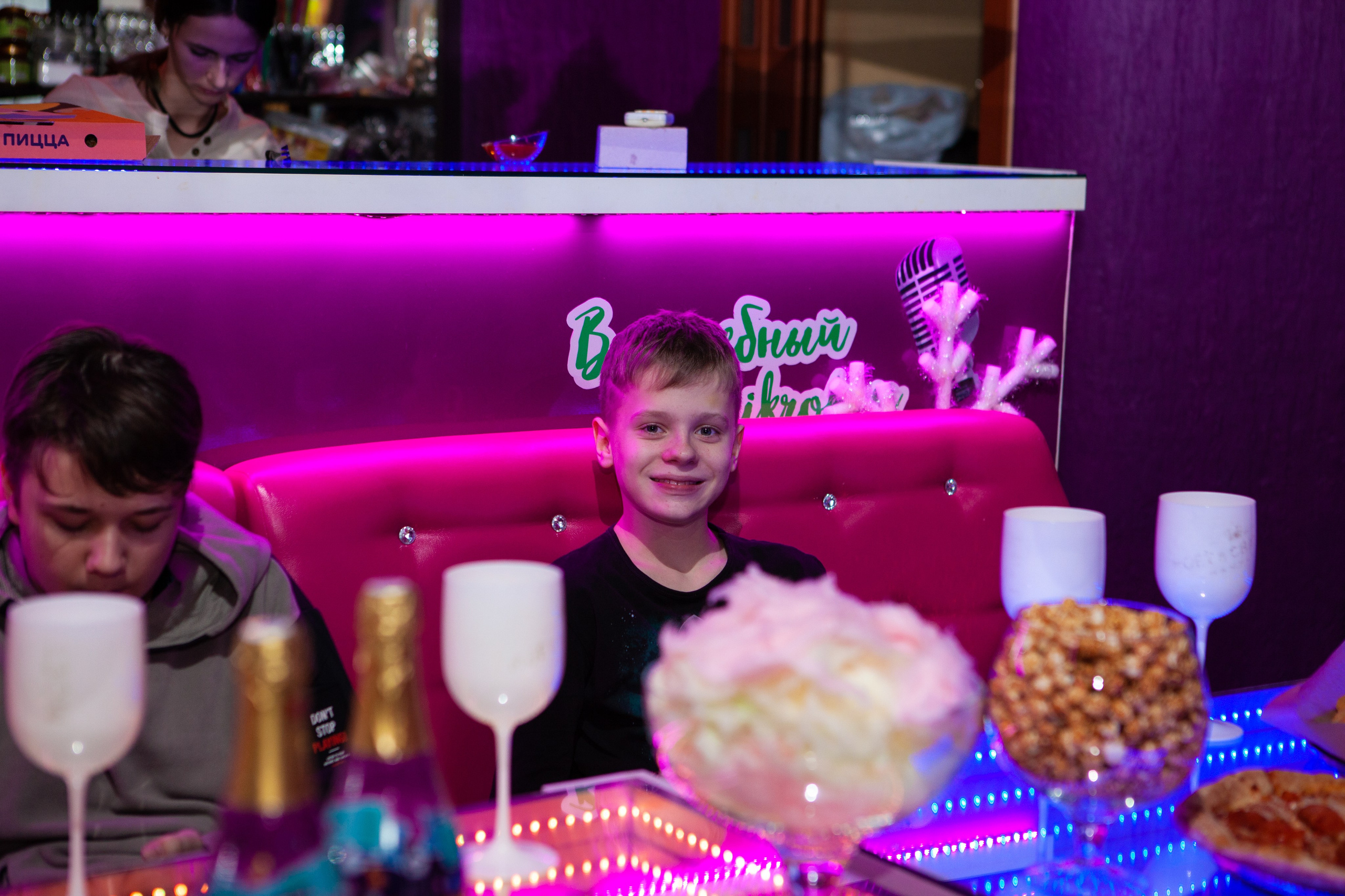 Корпоратив в Волшебном микрофоне. Медиа-продюсер и фотограф Сорокина Кристина г. Благовещенск