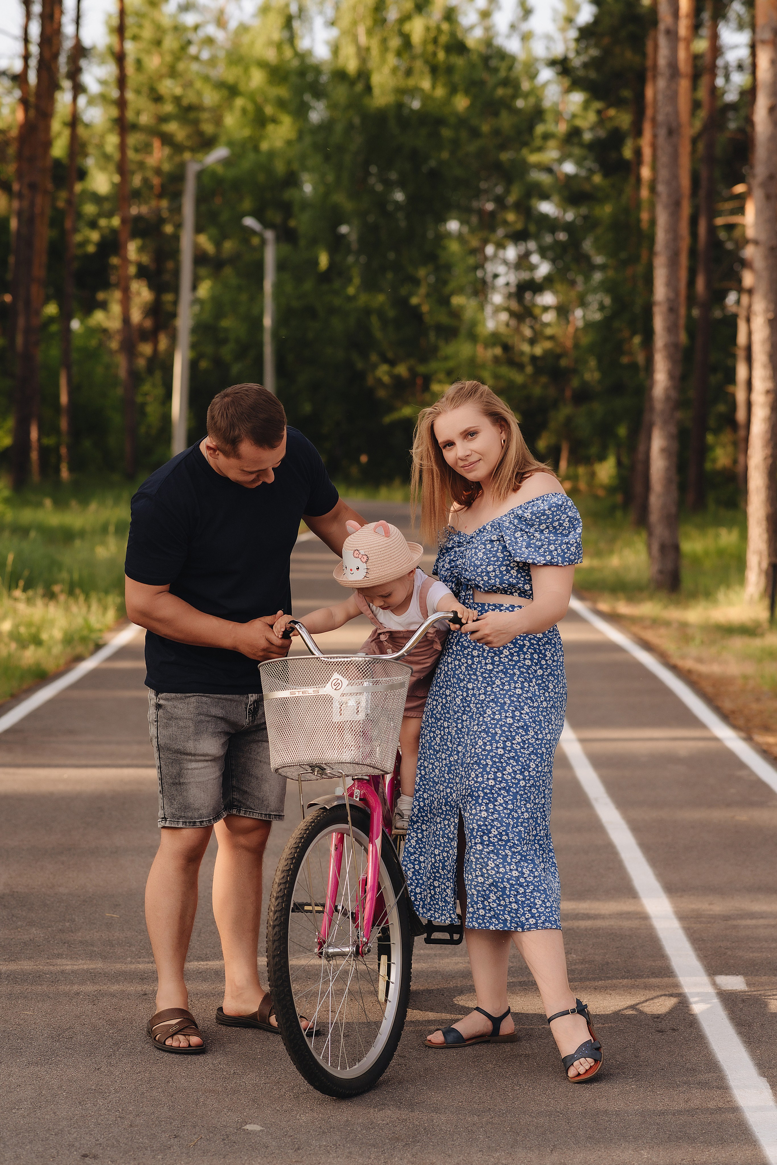 Семейная прогулка | Съемка для кофейни. Фотограф Карина Шмулёва. Воронеж и область