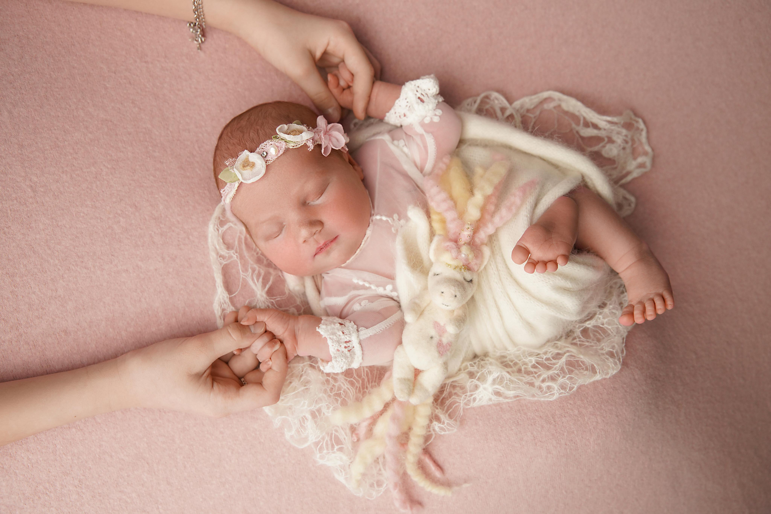 Девочки. Фотограф новорожденных. Семейный и детский фотограф в городе Сургуте