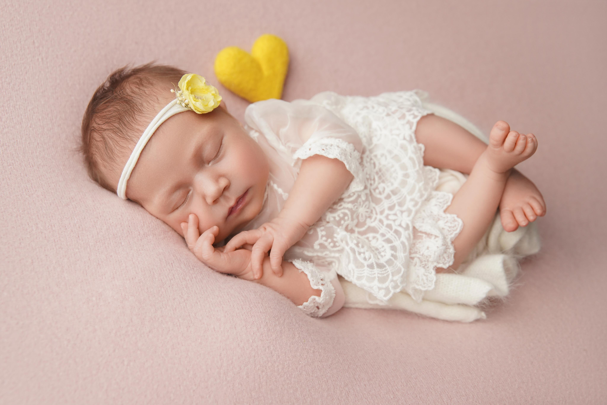 Девочки. Фотограф новорожденных. Семейный и детский фотограф в городе Сургуте