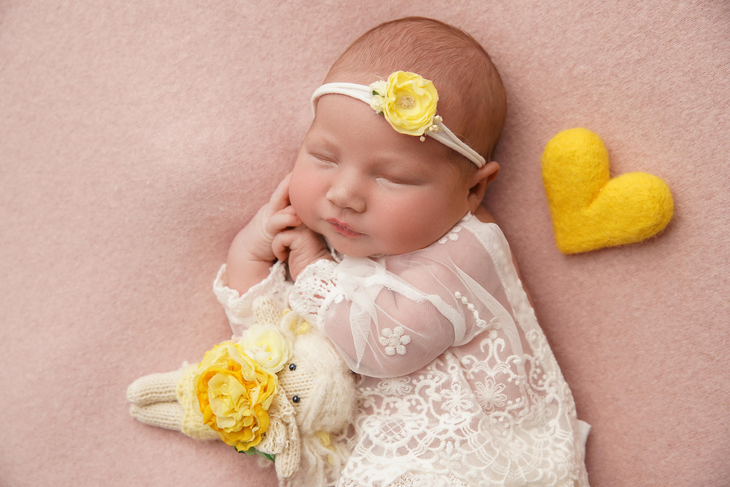 Девочки. Фотограф новорожденных. Семейный и детский фотограф в городе Сургуте