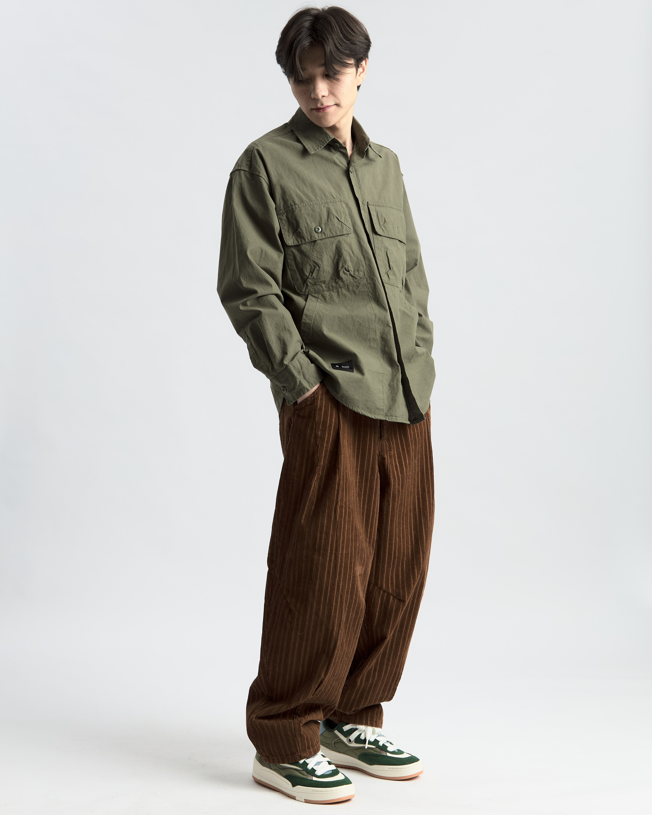 Одежда. Предметная фотосъемка в Алматы. Предметный фотограф для маркетплейстов Артур Ахмадиев