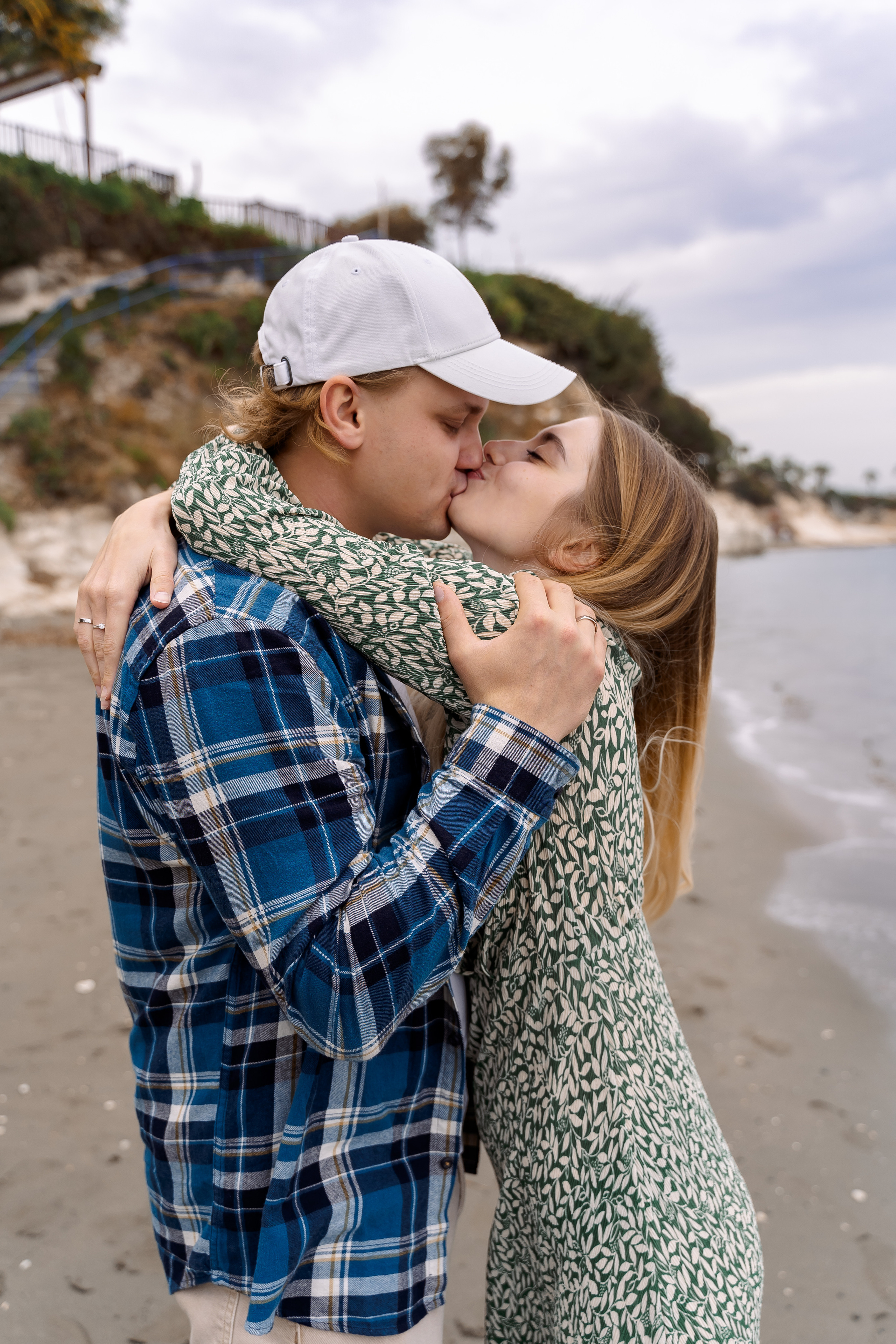 Артем и Алена. Камерная свадьба на Кипре. Свадебный и семейный фотограф Ирина Чернова