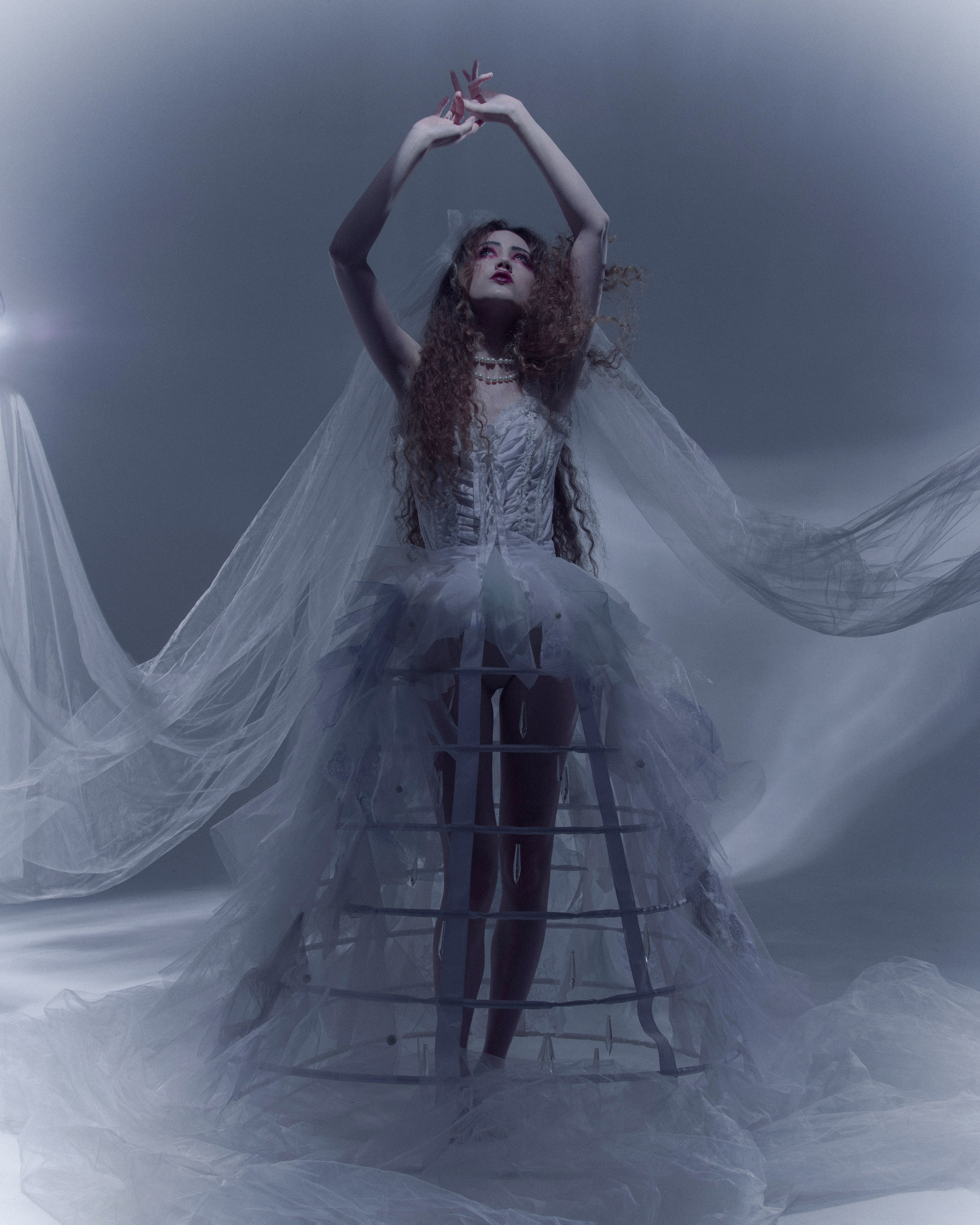 Труп невесты. Фотограф Anita Mivchas