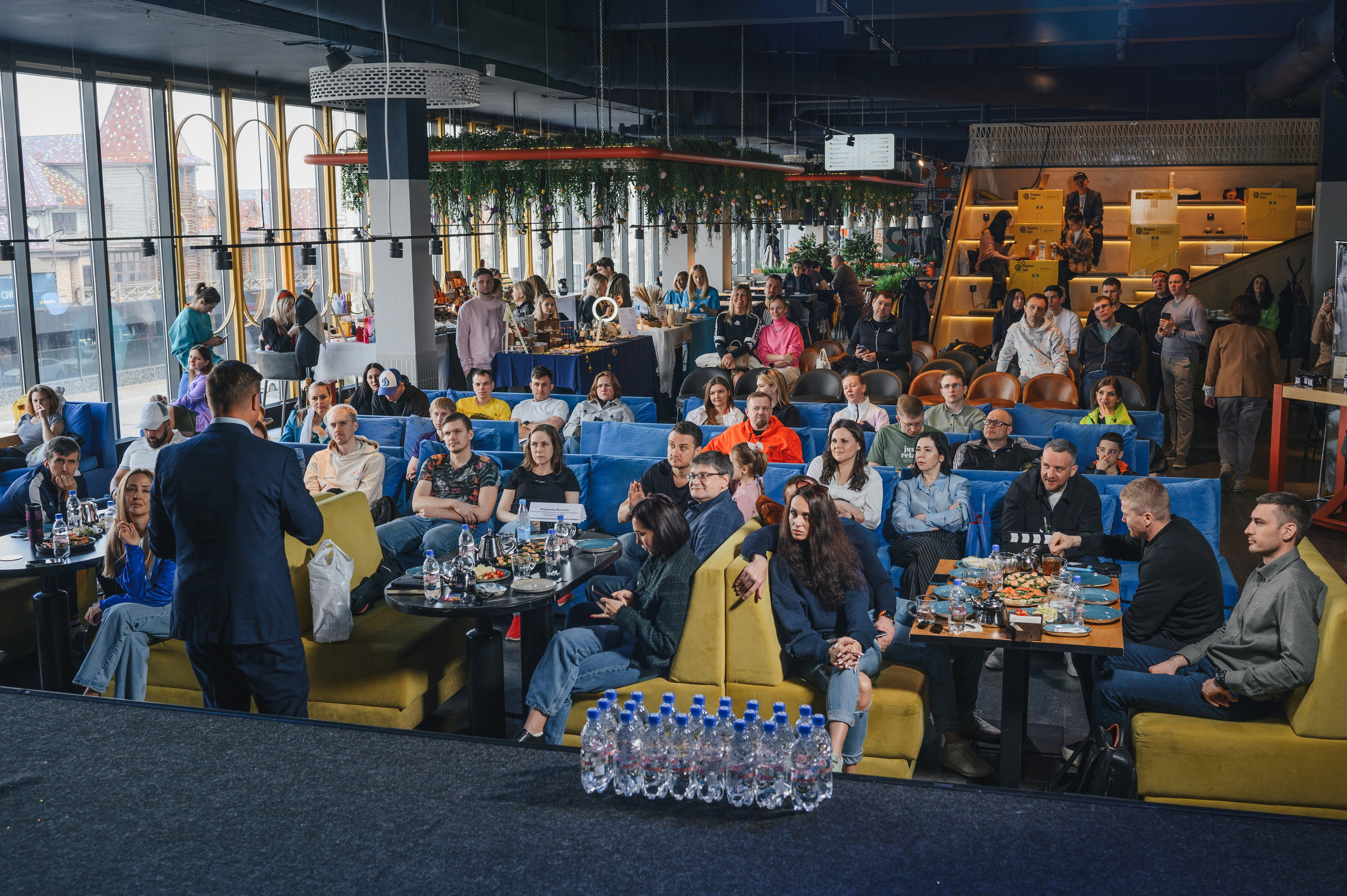 Спортивный завтрак с Владимиром Волошиным 12.04.2025. Фотограф в Самаре